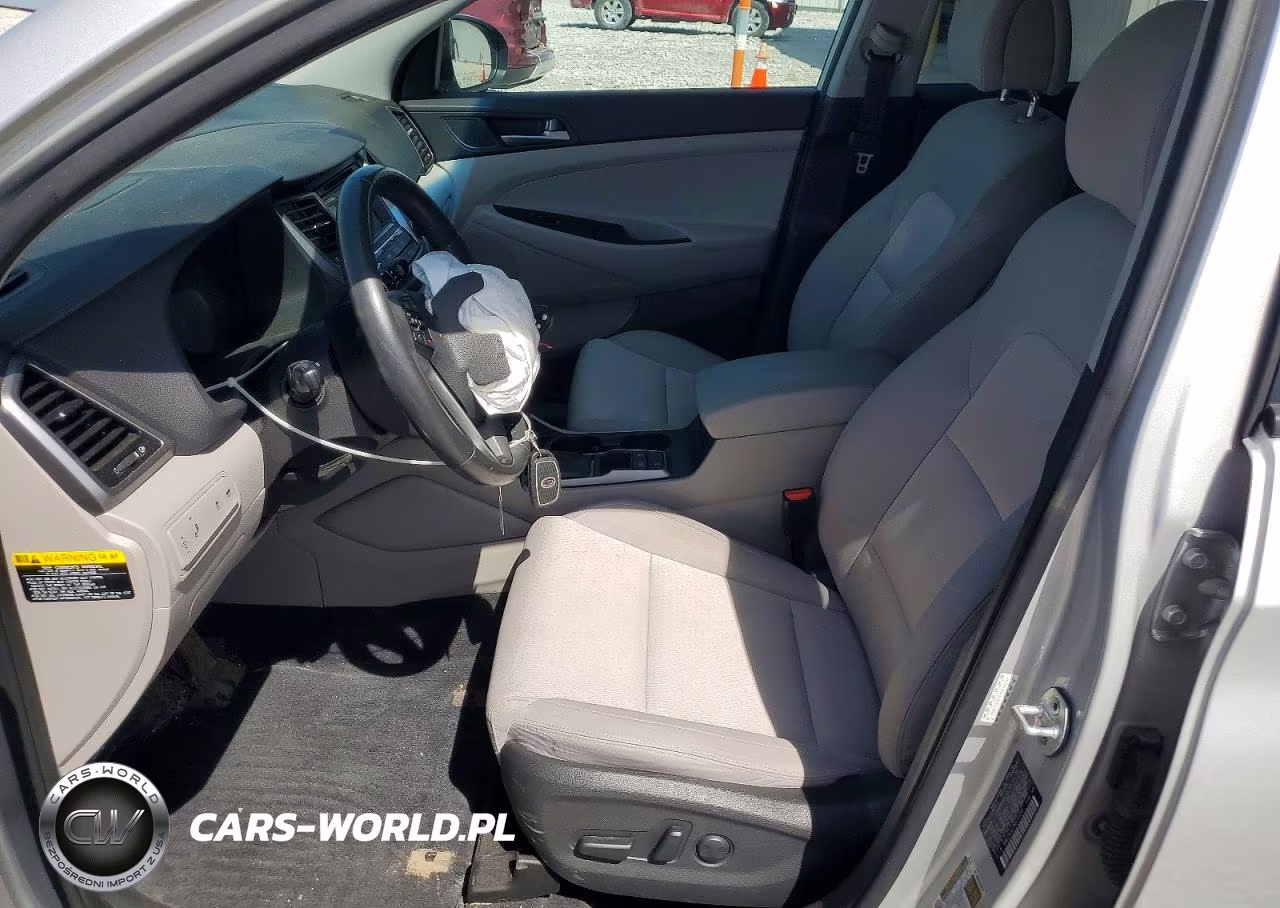 2017 Hyundai Tucson Sport VIN:KM8J3CA27HU270291 - 7