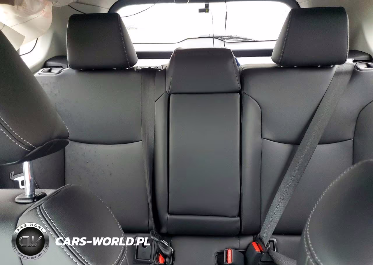 2024 Toyota Corolla Cross Xle VIN:7MUDAABG7RV116584 - 10