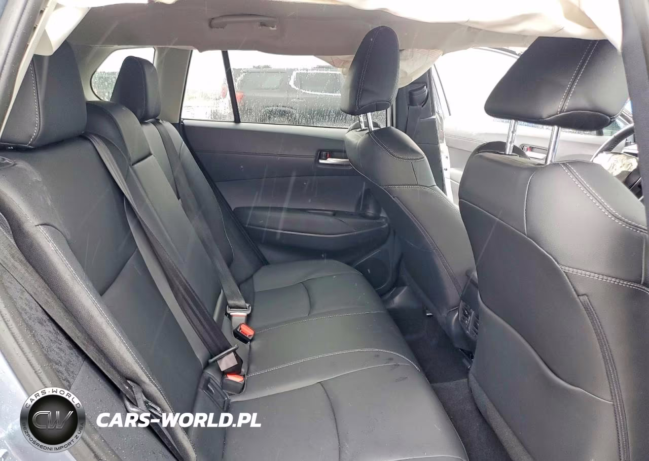 2024 Toyota Corolla Cross Xle VIN:7MUDAABG7RV116584 - 11