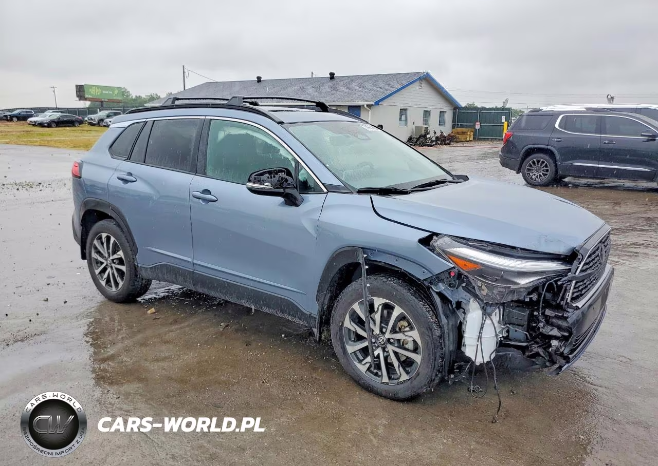 2024 Toyota Corolla Cross Xle VIN:7MUDAABG7RV116584 - 4