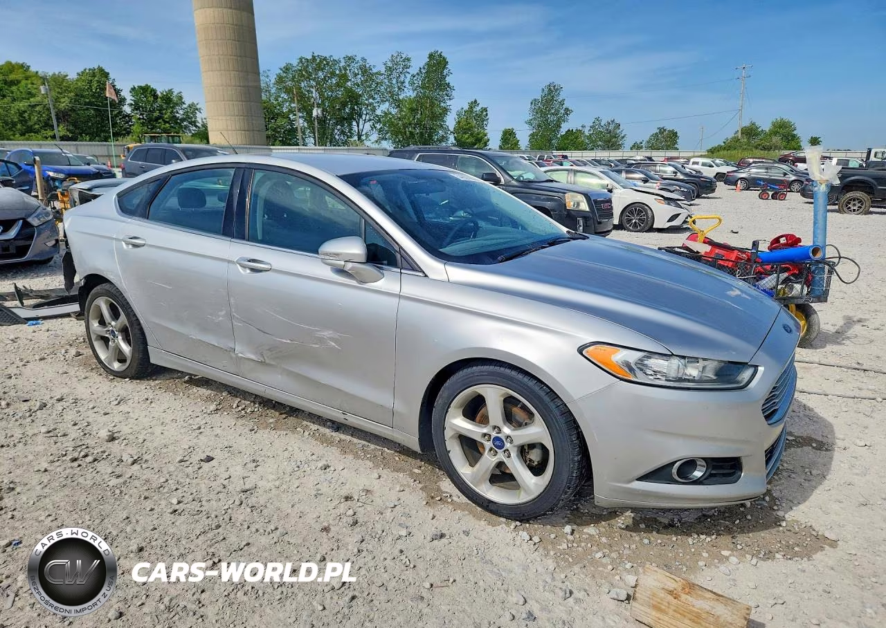 2015 Ford Fusion Se VIN:3FA6P0H79FR167852 - 4