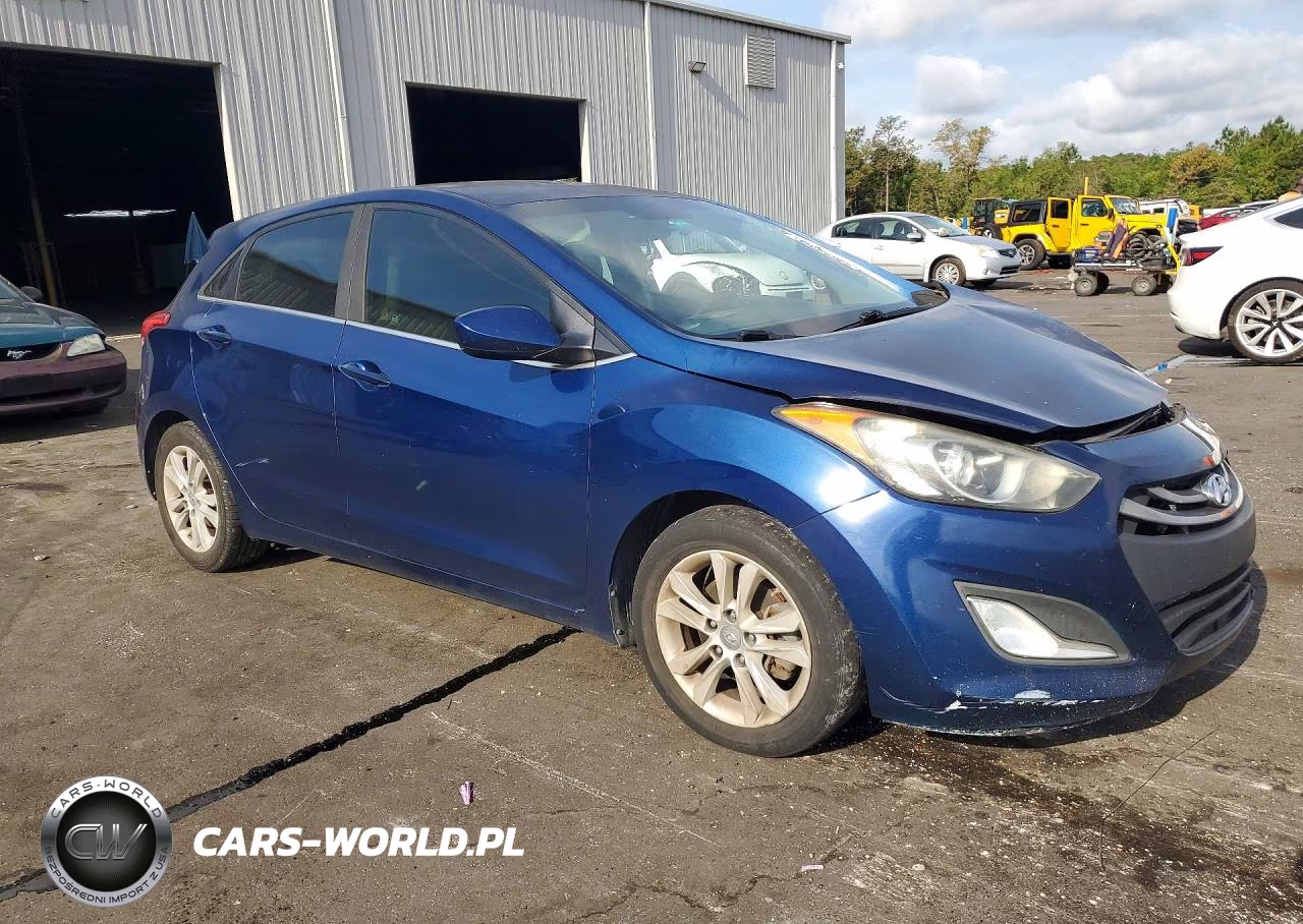 2013 Hyundai Elantra Gt Base VIN:KMHD35LE4DU088333 - 4
