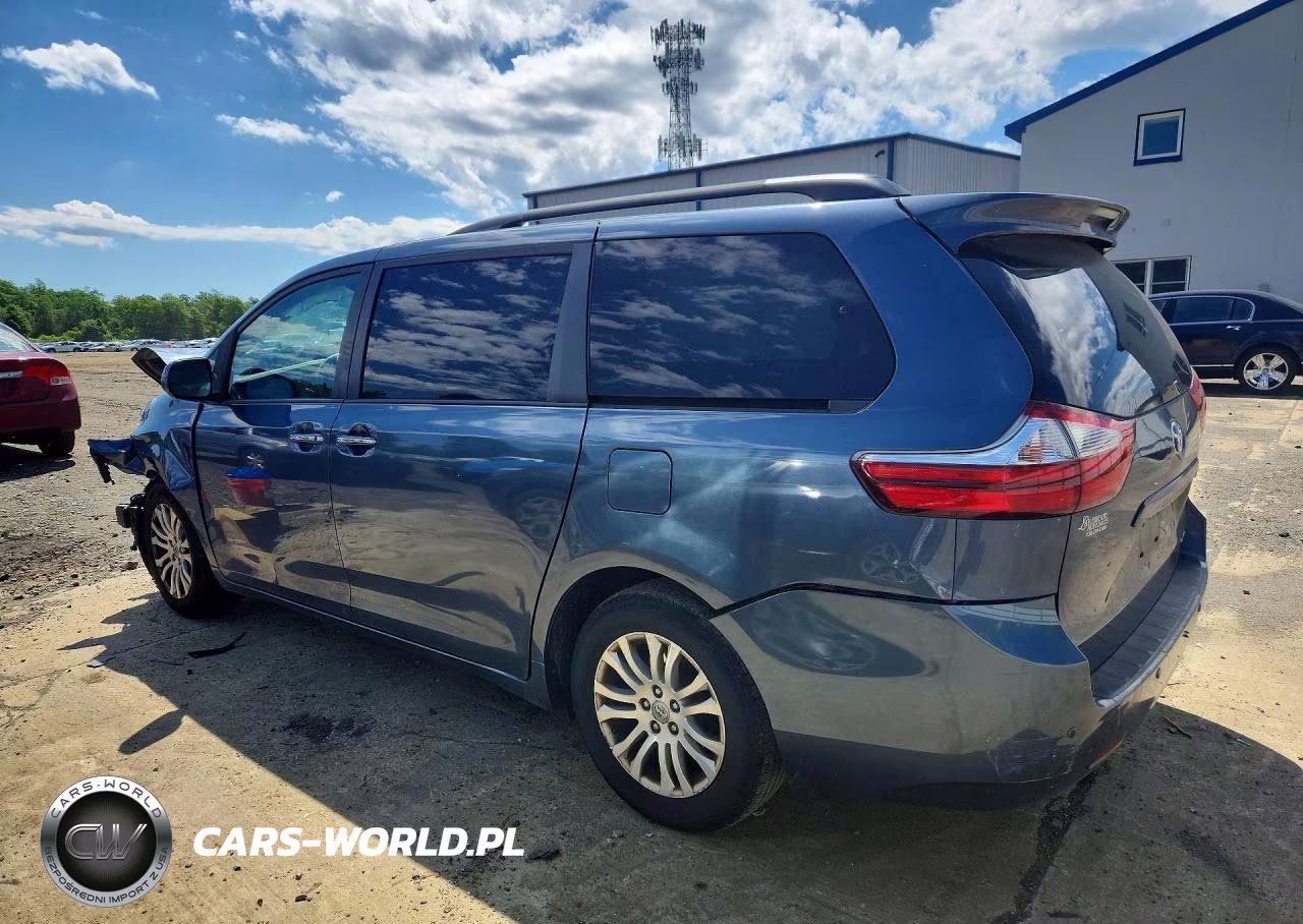 2017 Toyota Sienna Xle 8-Passenger VIN:5TDYZ3DC7HS852322 - 2