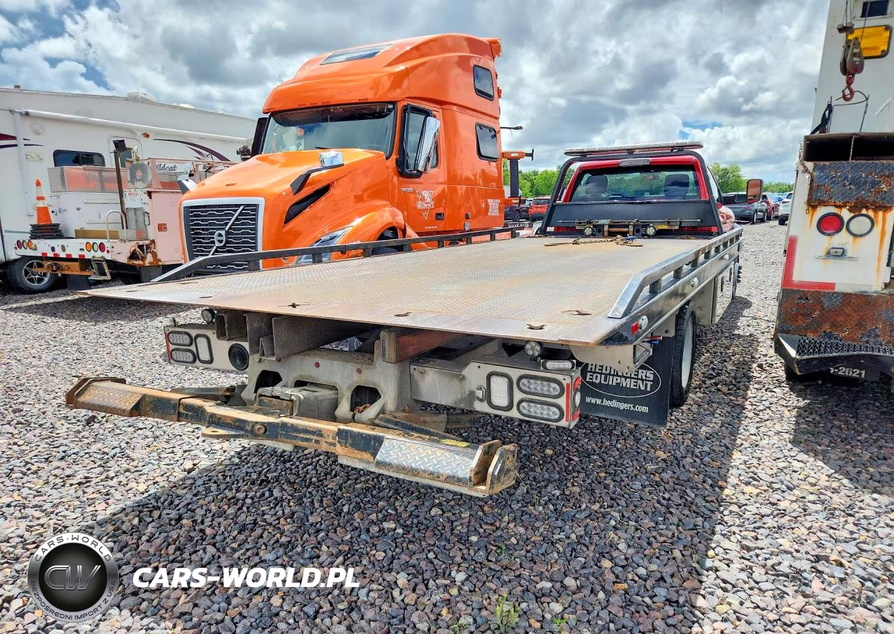 2019 Ram 5500 VIN:3C7WRMDL4KG617253 - 3