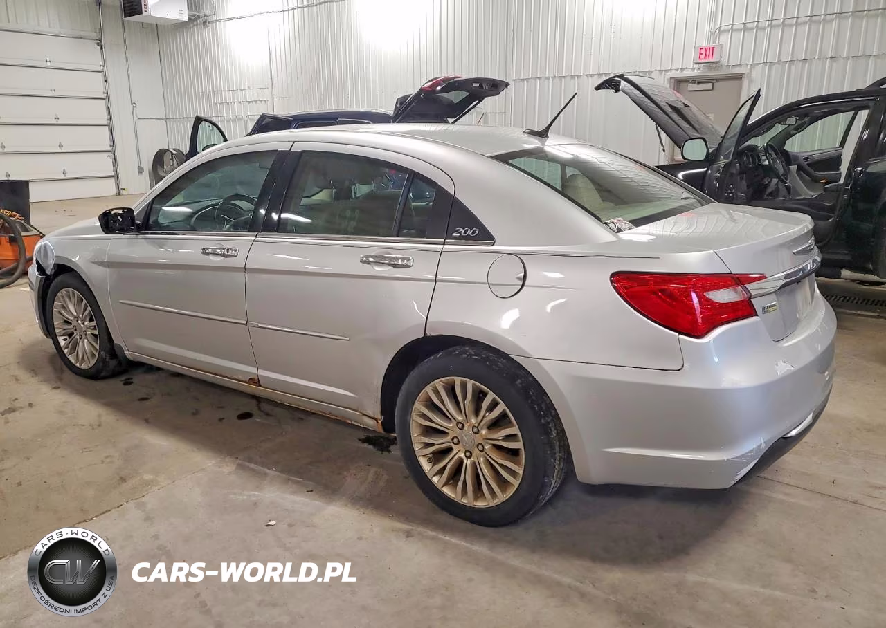 2011 Chrysler 200 Touring VIN:1C3BC1FGXBN539262 - 2