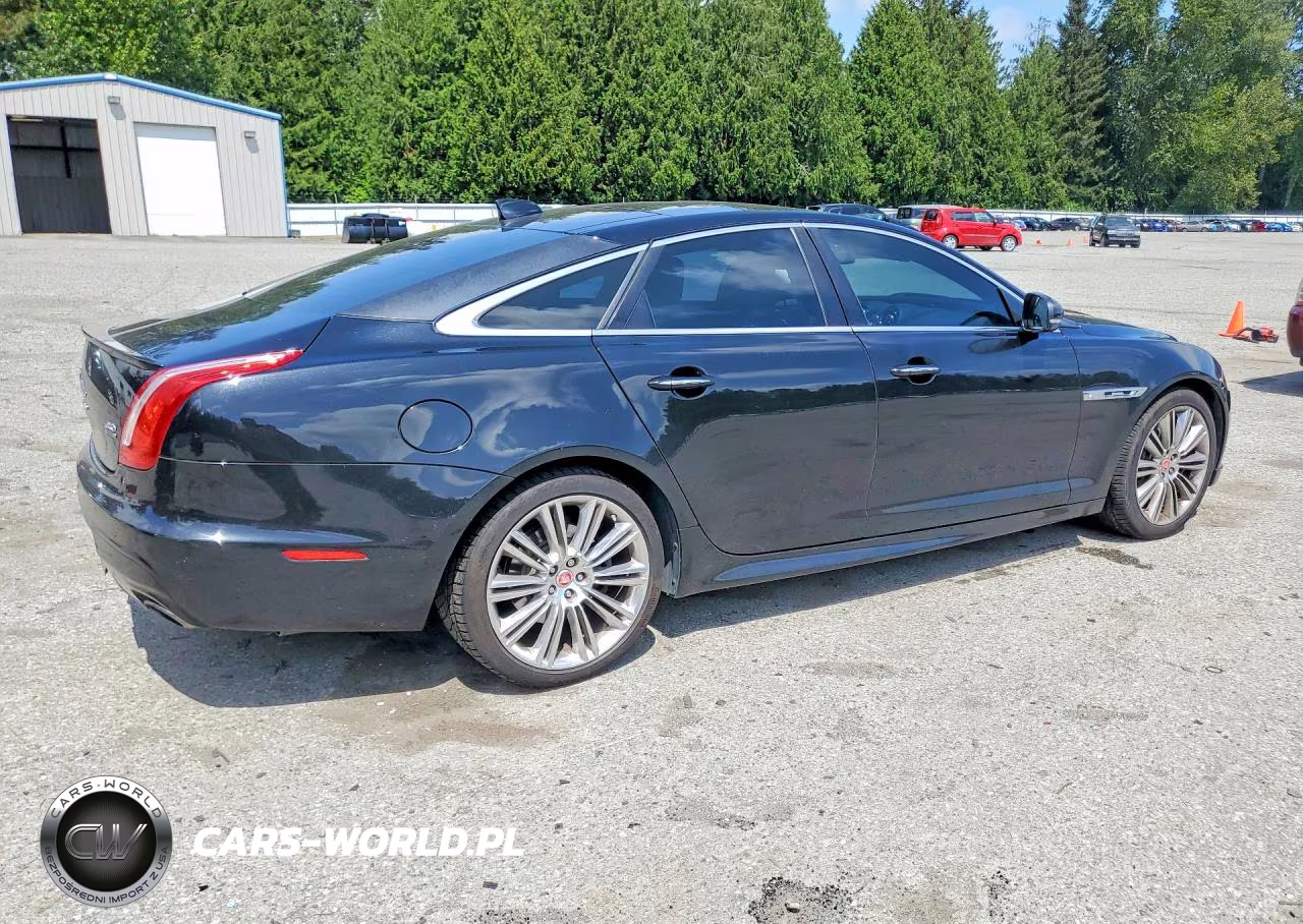 2016 Jaguar Xj VIN:SAJWJ1CD7G8W00474 - 3