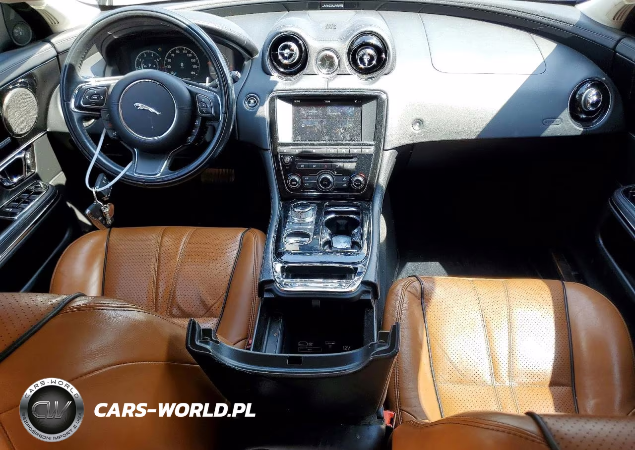 2016 Jaguar Xj VIN:SAJWJ1CD7G8W00474 - 8