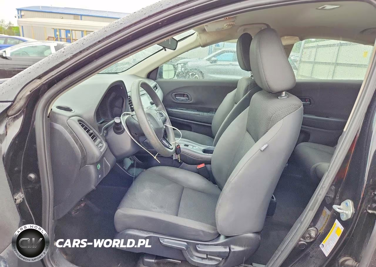 2021 Honda Hr-V Lx VIN:3CZRU6H31MM725469 - 7