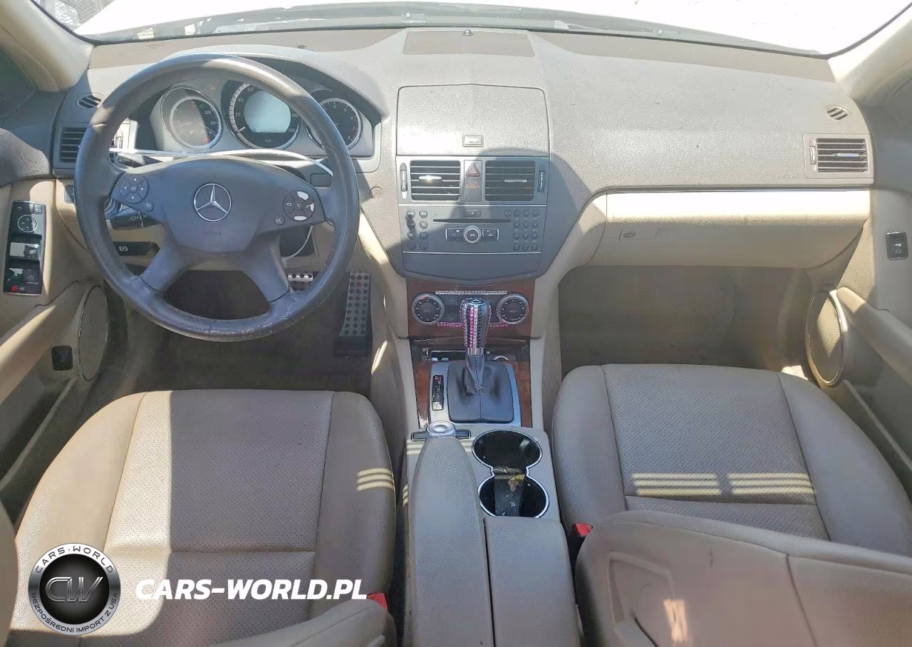 2011 Mercedes-Benz C 300 VIN:WDDGF5EB3BR170541 - 8