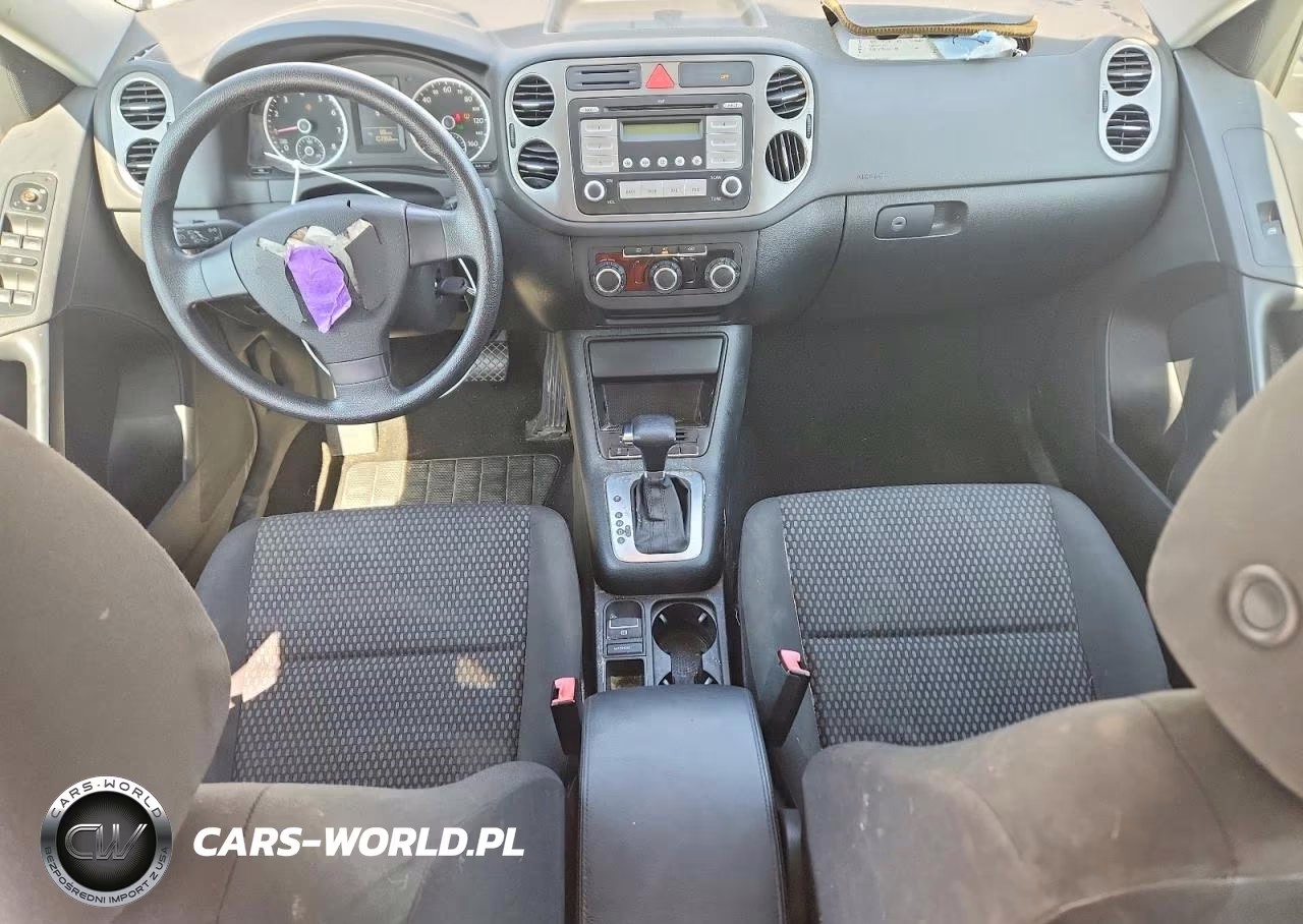 2010 Volkswagen Tiguan S VIN:WVGAV7AX6AW532051 - 8