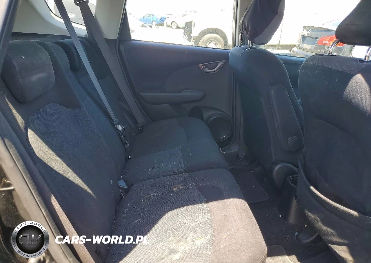 2009 Honda Fit Sport VIN:JHMGE884X9S009035 - 10