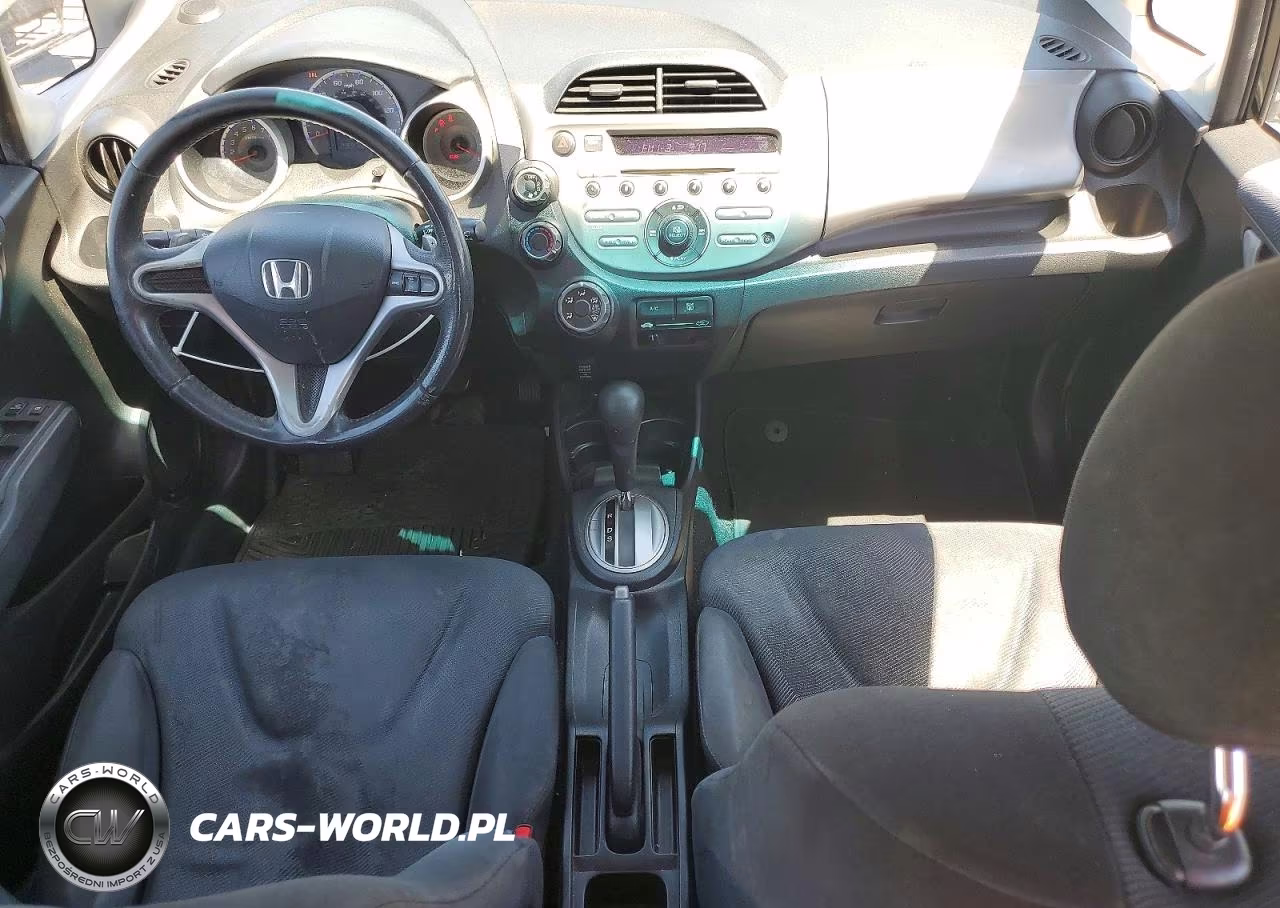 2009 Honda Fit Sport VIN:JHMGE884X9S009035 - 8