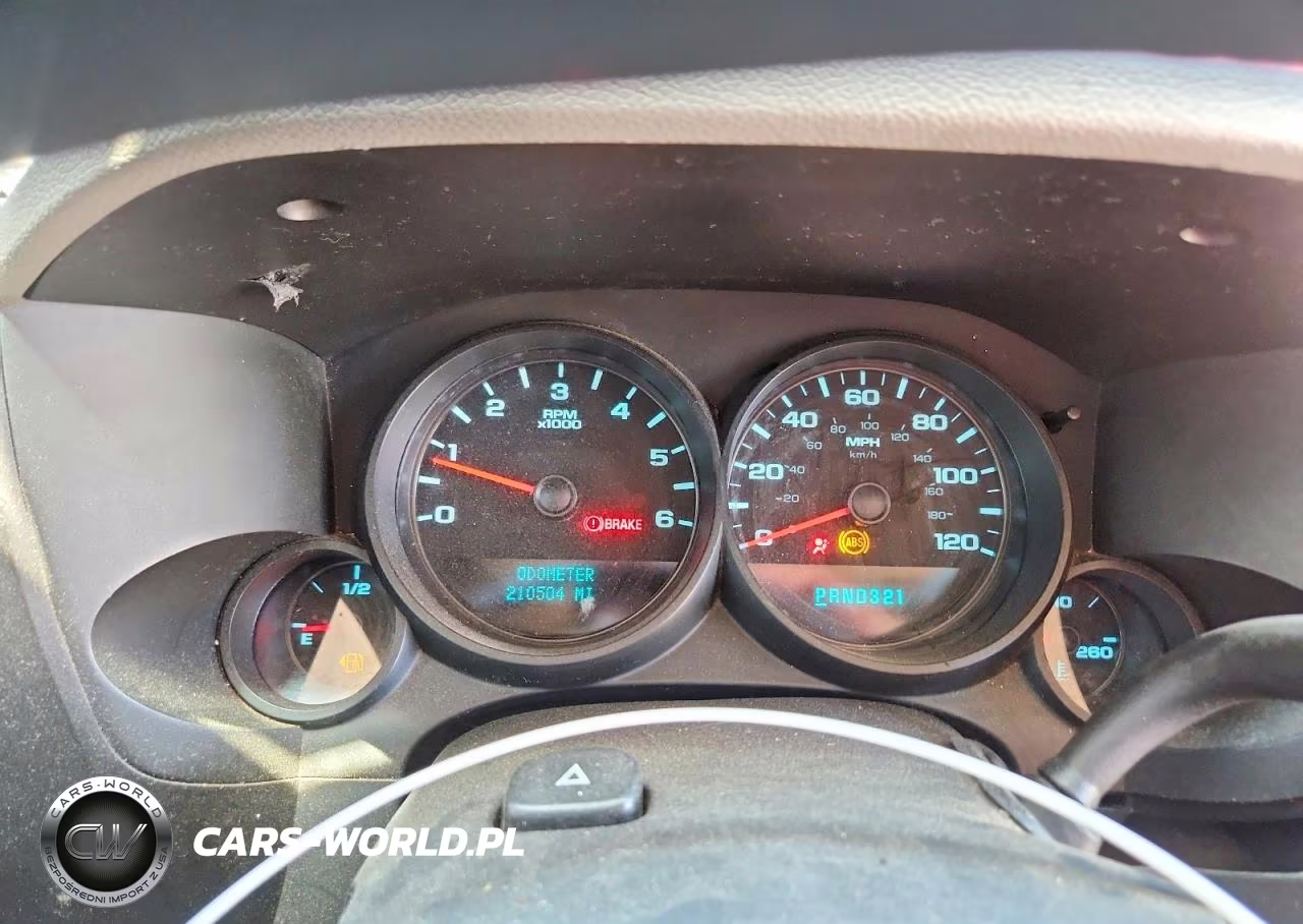 2009 Chevrolet Silverado C1500 VIN:1GCEC19X29Z187768 - 9