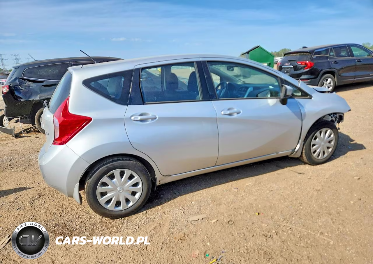 2015 Nissan Versa Note Sv VIN:3N1CE2CPXFL410466 - 3
