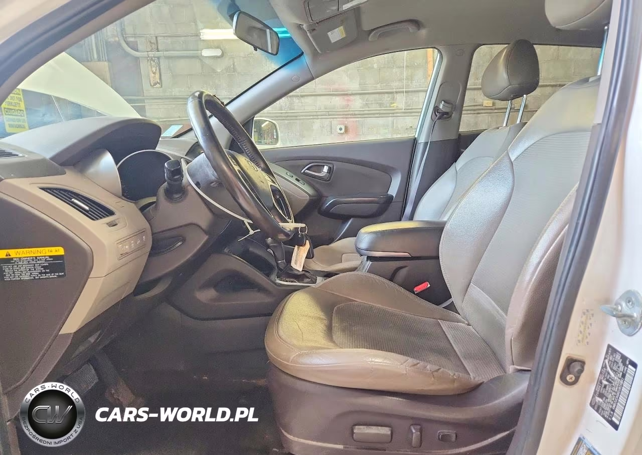 2014 Hyundai Tucson Se VIN:KM8JUCAG6EU825641 - 7