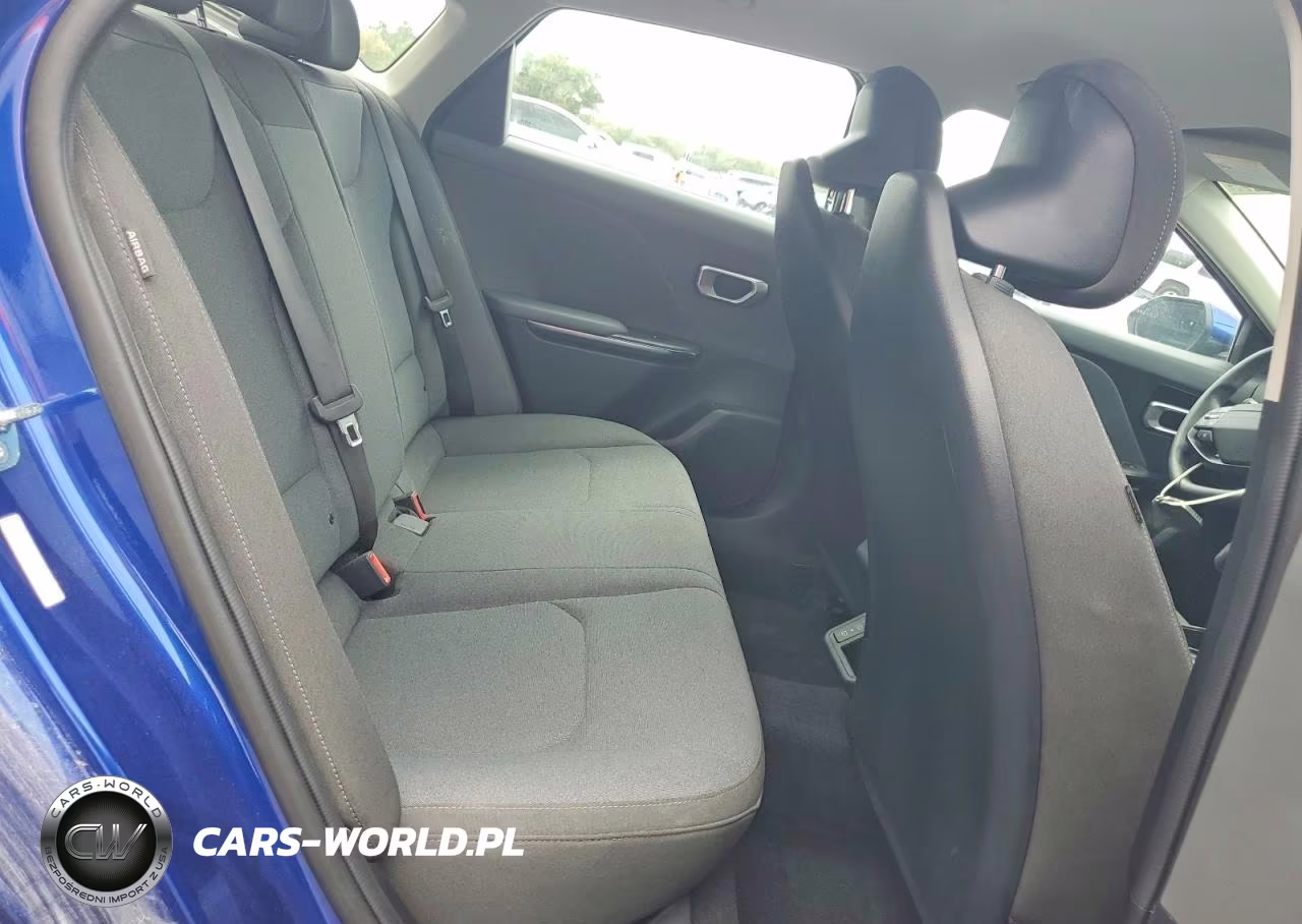 2025 Kia K4 Lx VIN:3KPFT4DE2SE064050 - 10