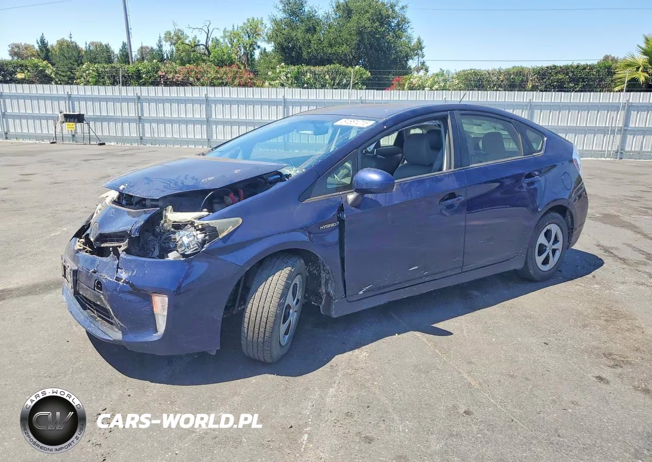 2015 Toyota Prius Two – zdjęcie 1 z 12