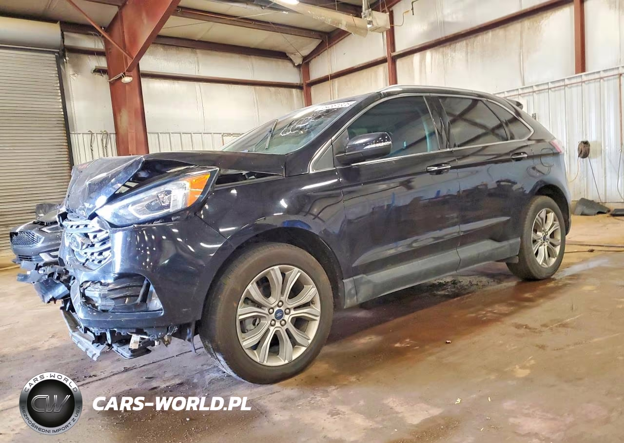 2019 Ford Edge Titanium