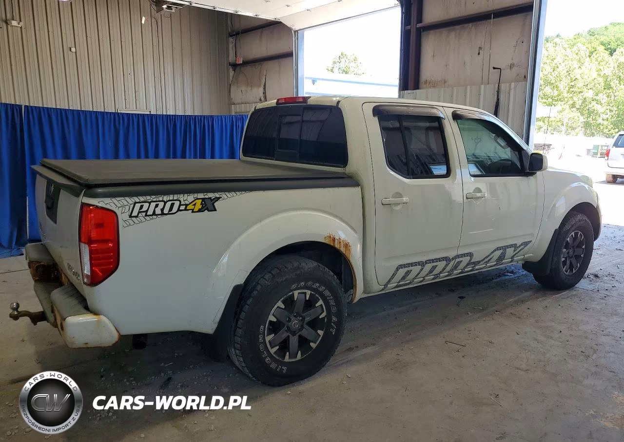 2014 Nissan Frontier Pro-4X VIN:1N6AD0EV3EN765871 - 3