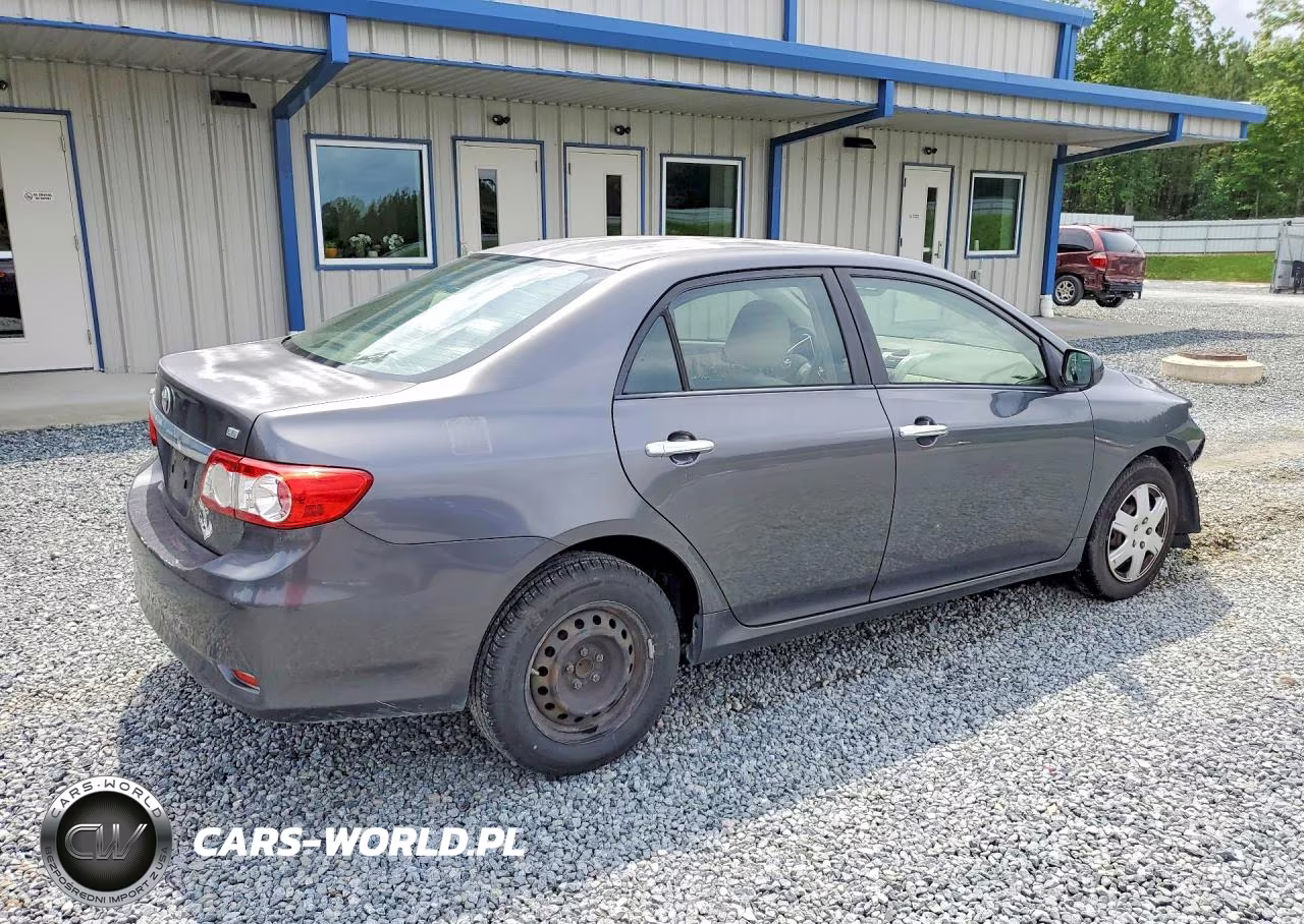 2011 Toyota Corolla Le VIN:JTDBU4EE9B9156769 - 3