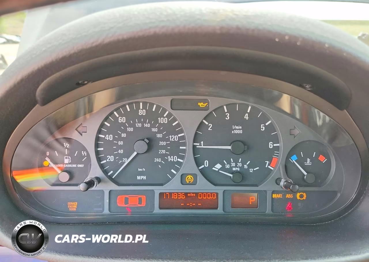 2004 BMW 325 Xi VIN:WBAEU33484PR09673 - 9