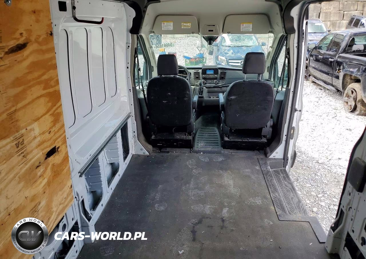 2023 Ford Transit 250 Delivery Van VIN:1FTBR1C84PKA97692 - 10