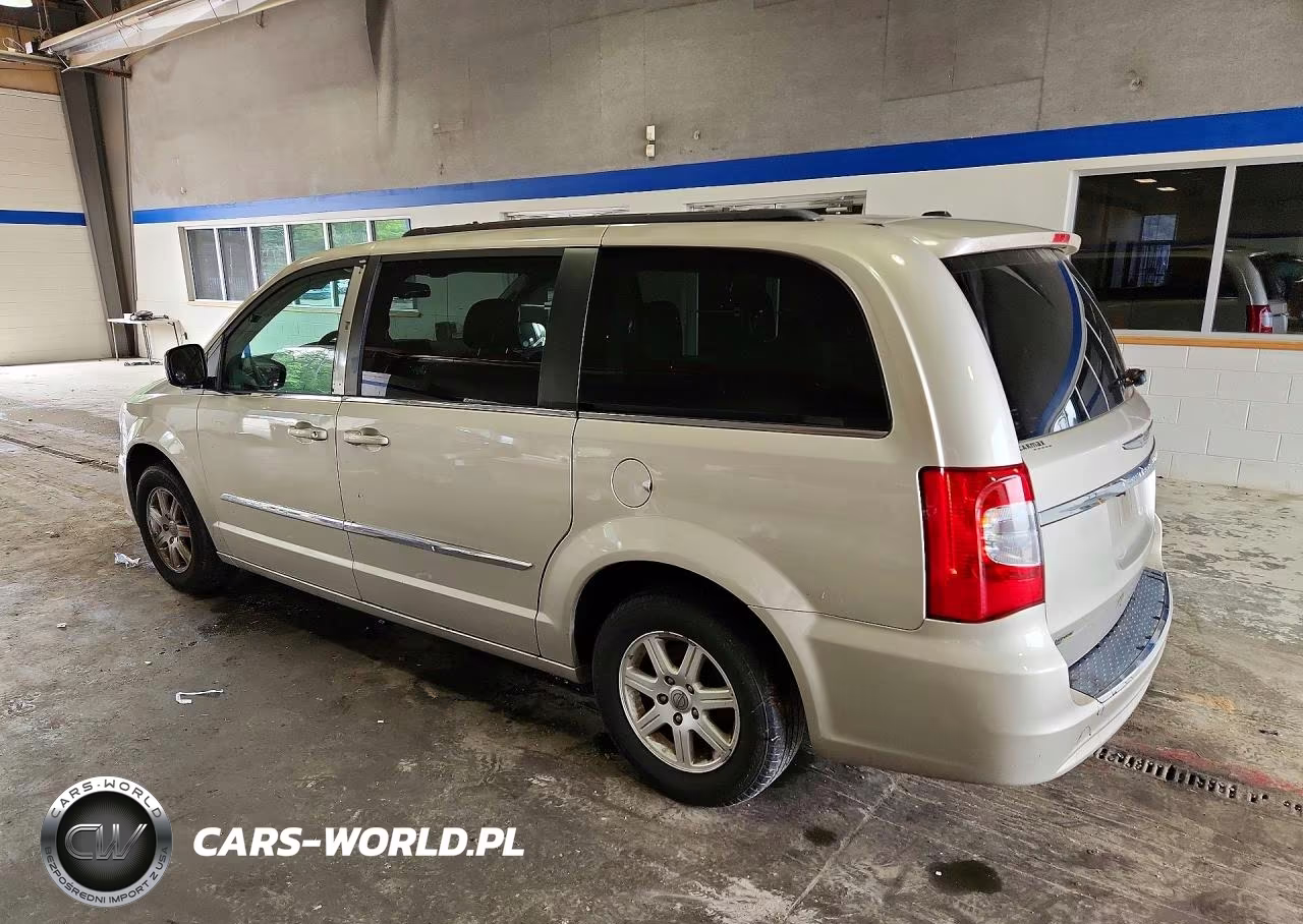 2013 Chrysler Town & Country Touring VIN:2C4RC1BG2DR669977 - 2