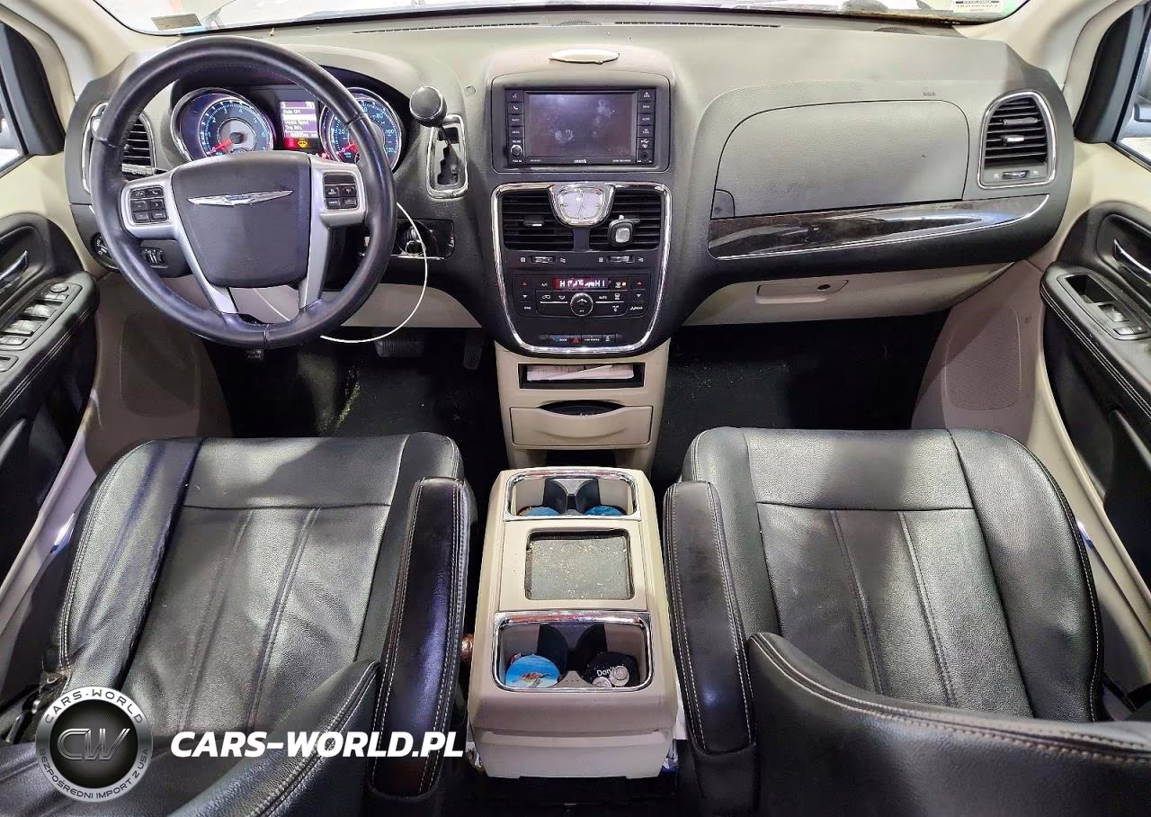 2013 Chrysler Town & Country Touring VIN:2C4RC1BG2DR669977 - 8