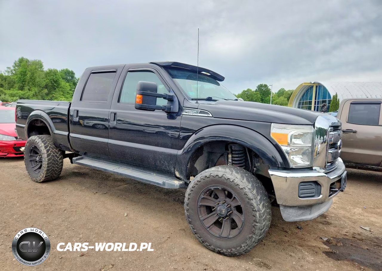 2014 Ford F250 Super Duty VIN:1FT7W2B6XEEA24617 - 4