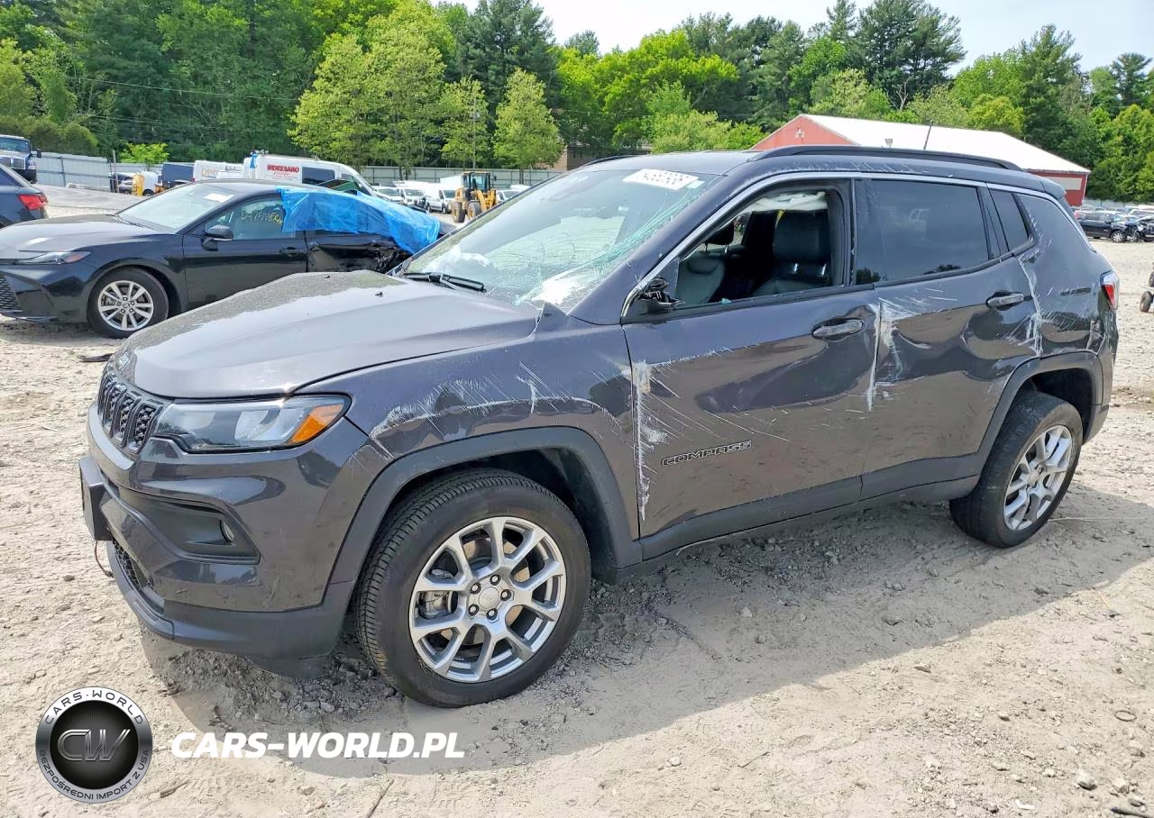 2024 Jeep Compass Latitude Lux – zdjęcie 1 z 13