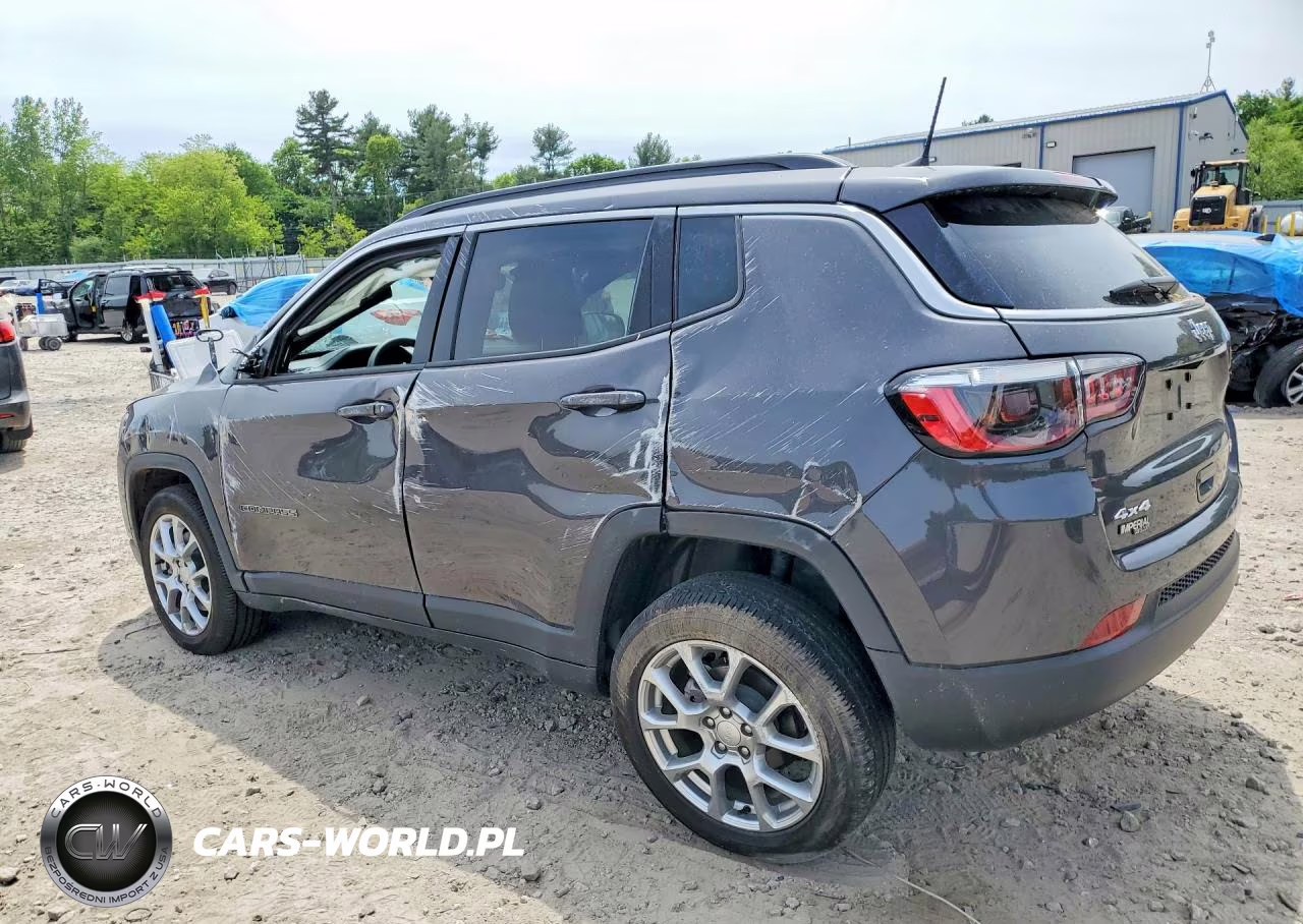 2024 Jeep Compass Latitude Lux VIN:3C4NJDFN6RT123976 - 2