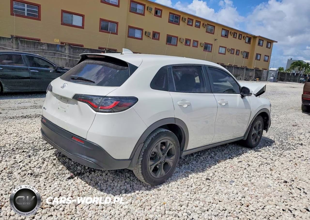 2024 Honda Hr-V Lx VIN:3CZRZ1H38RM727375 - 3
