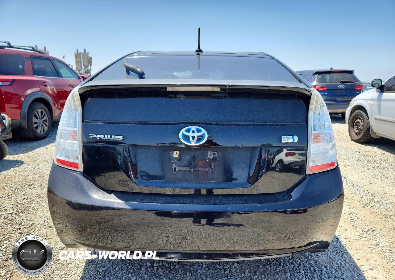2011 Toyota Prius Two VIN:JTDKN3DU8B1416058 - 6