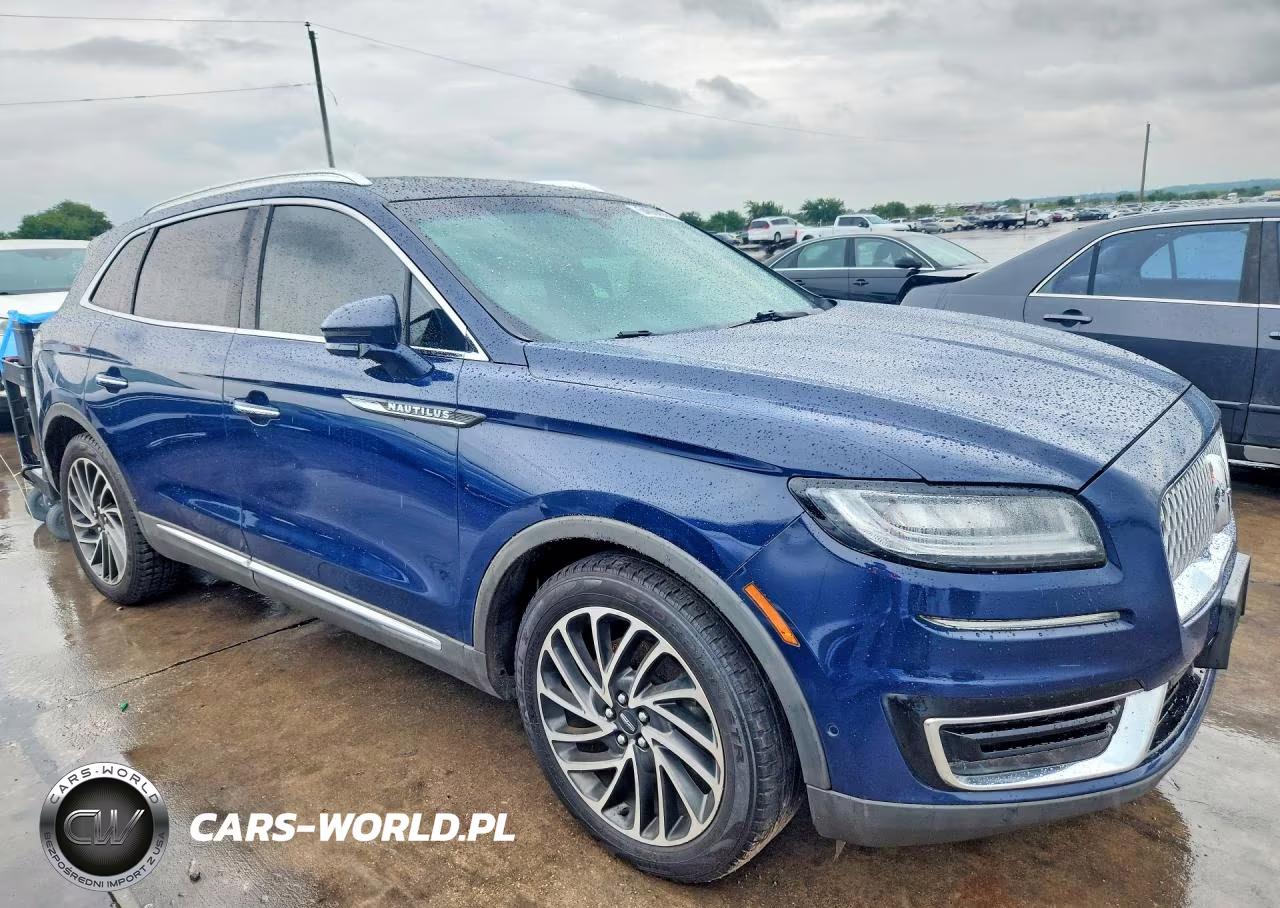 2019 Lincoln Nautilus Reserve VIN:2LMPJ6L9XKBL12644 - 4