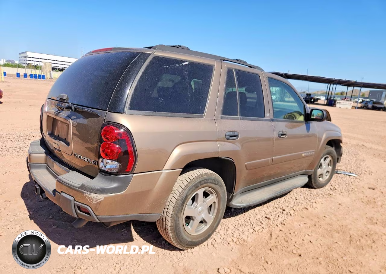 2003 Chevrolet Trailblazer VIN:1GNDS13S032272398 - 3