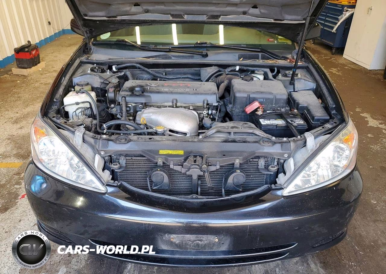 2003 Toyota Camry Le VIN:4T1BE32K13U200646 - 11