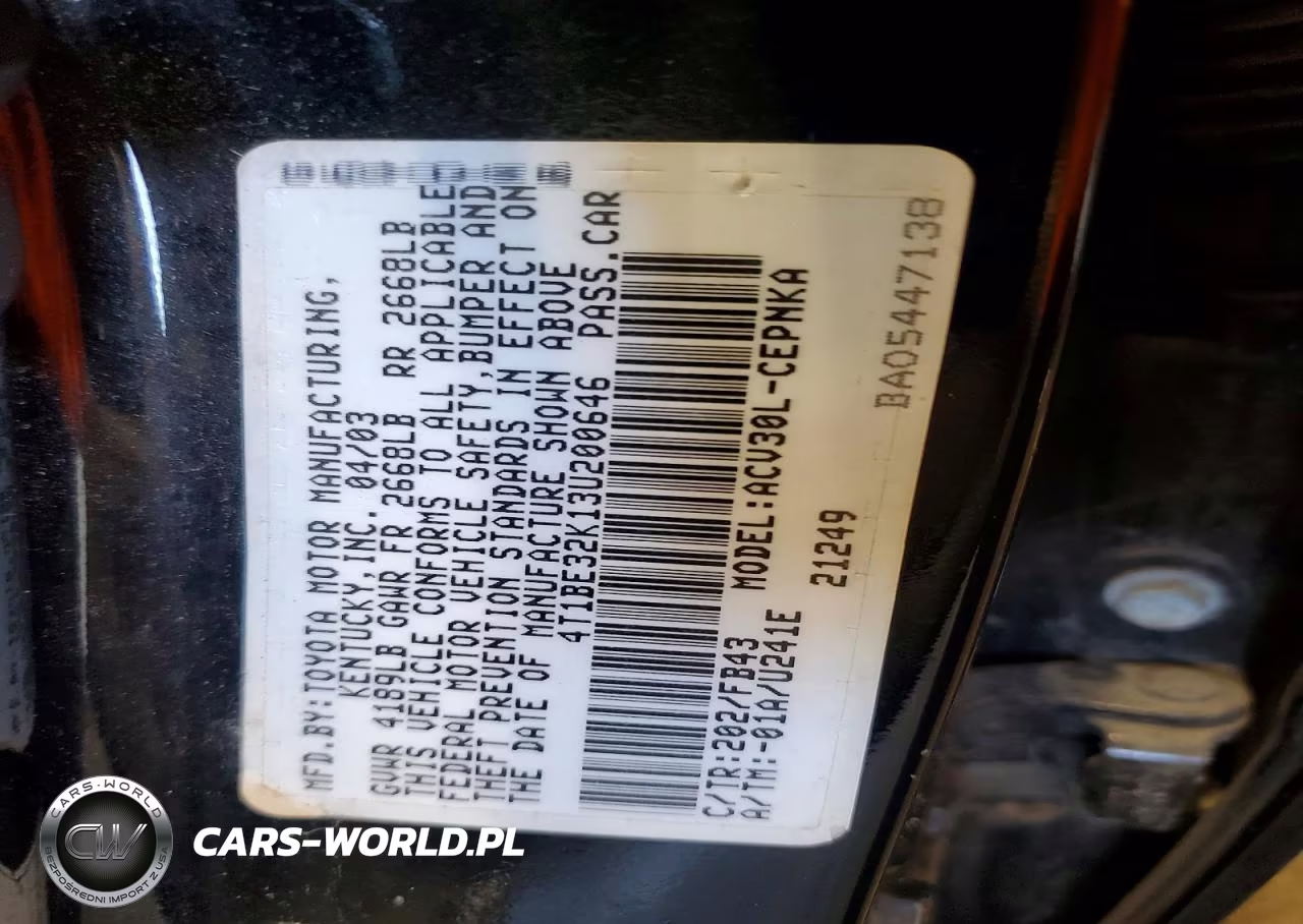 2003 Toyota Camry Le VIN:4T1BE32K13U200646 - 12