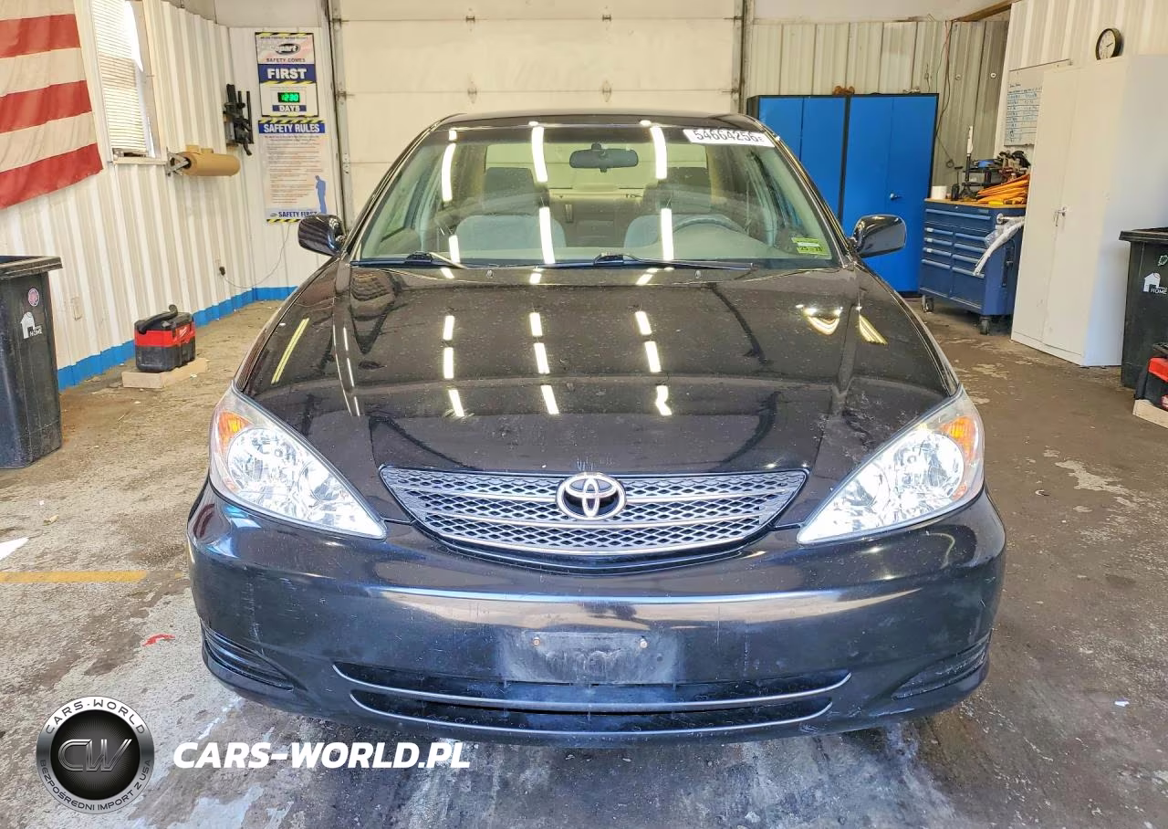 2003 Toyota Camry Le VIN:4T1BE32K13U200646 - 5
