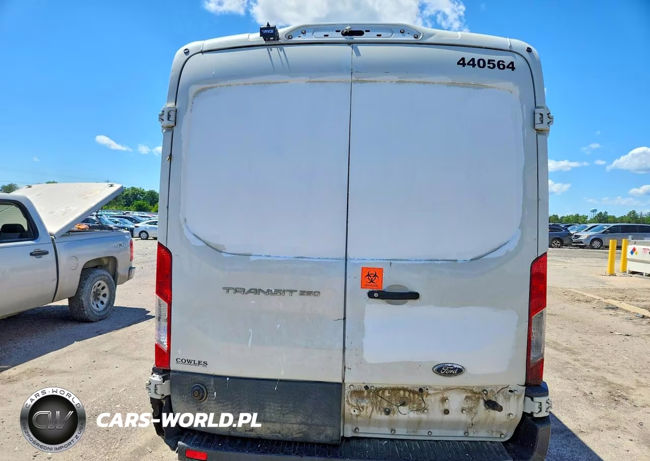 2020 Ford Transit 250 Delivery Van VIN:1FTBR1C85LKA81043 - 6