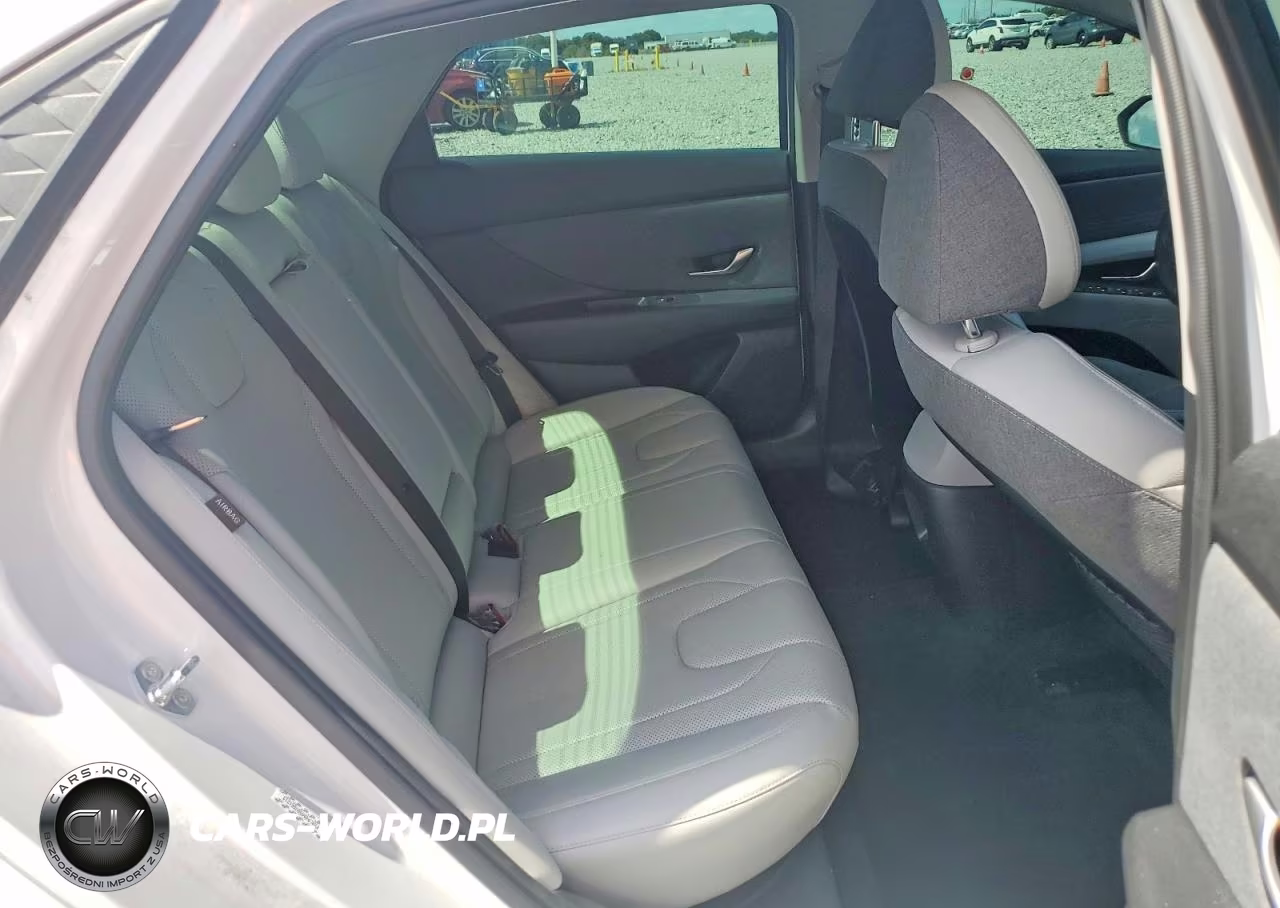 2024 Hyundai Elantra Limited VIN:KMHLP4DG9RU661213 - 10