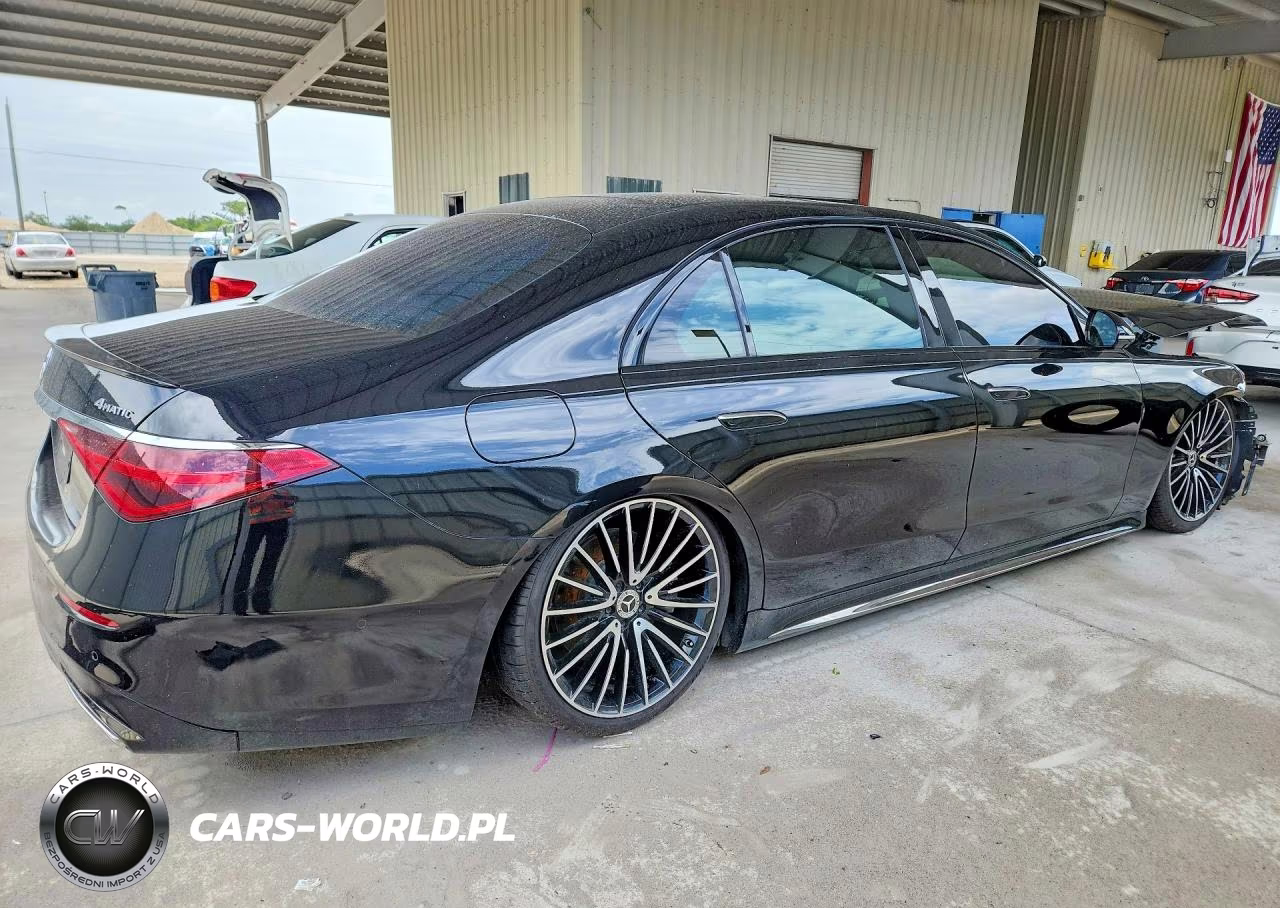 2023 Mercedes-Benz S 580 4Matic VIN:W1K6G7GB6PA210974 - 3