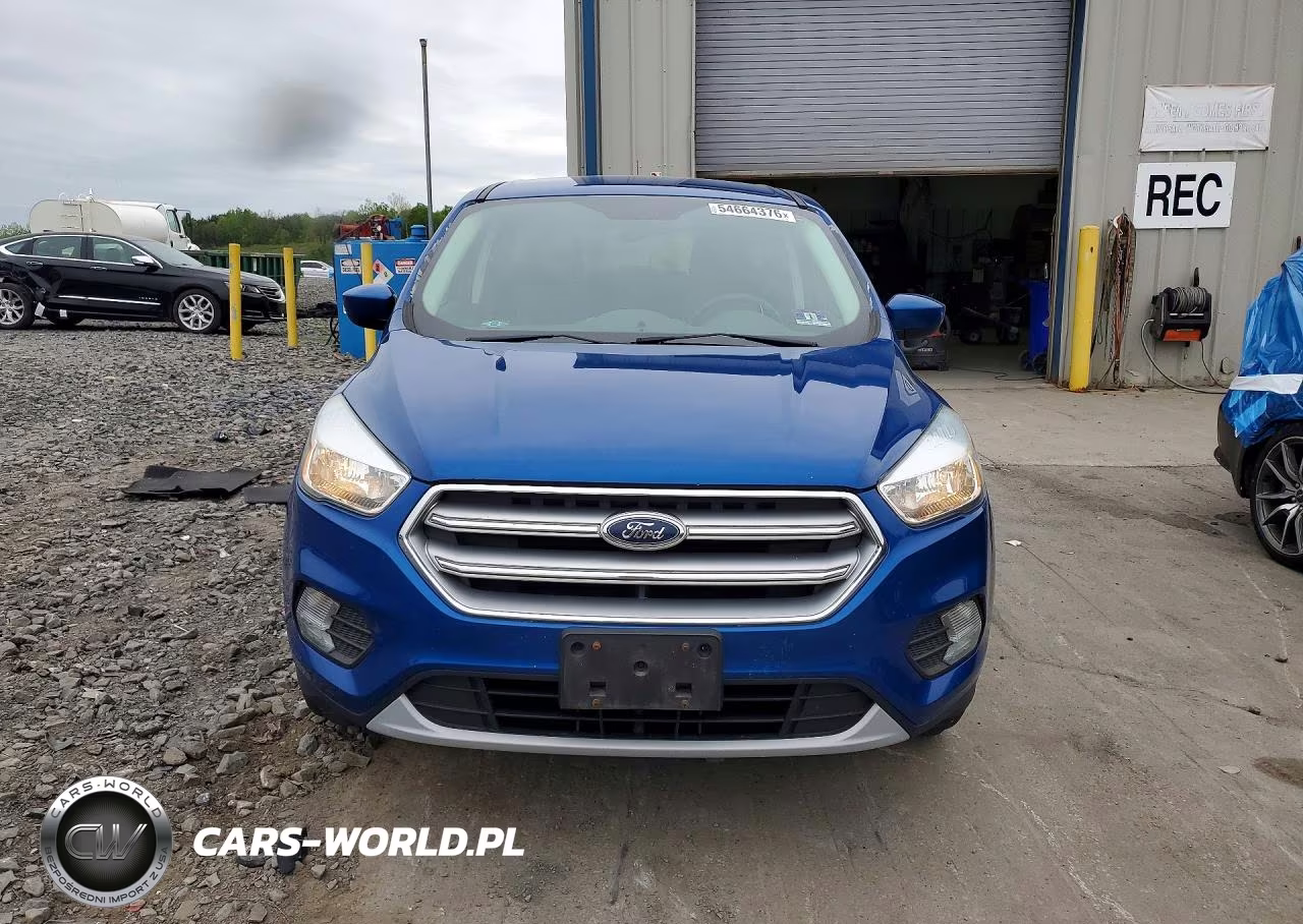2017 Ford Escape Se VIN:1FMCU0GD8HUC58695 - 5