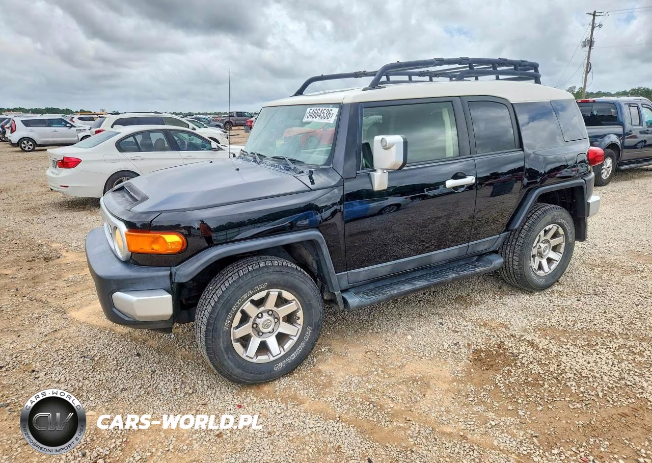 2014 Toyota Fj Cruiser Base