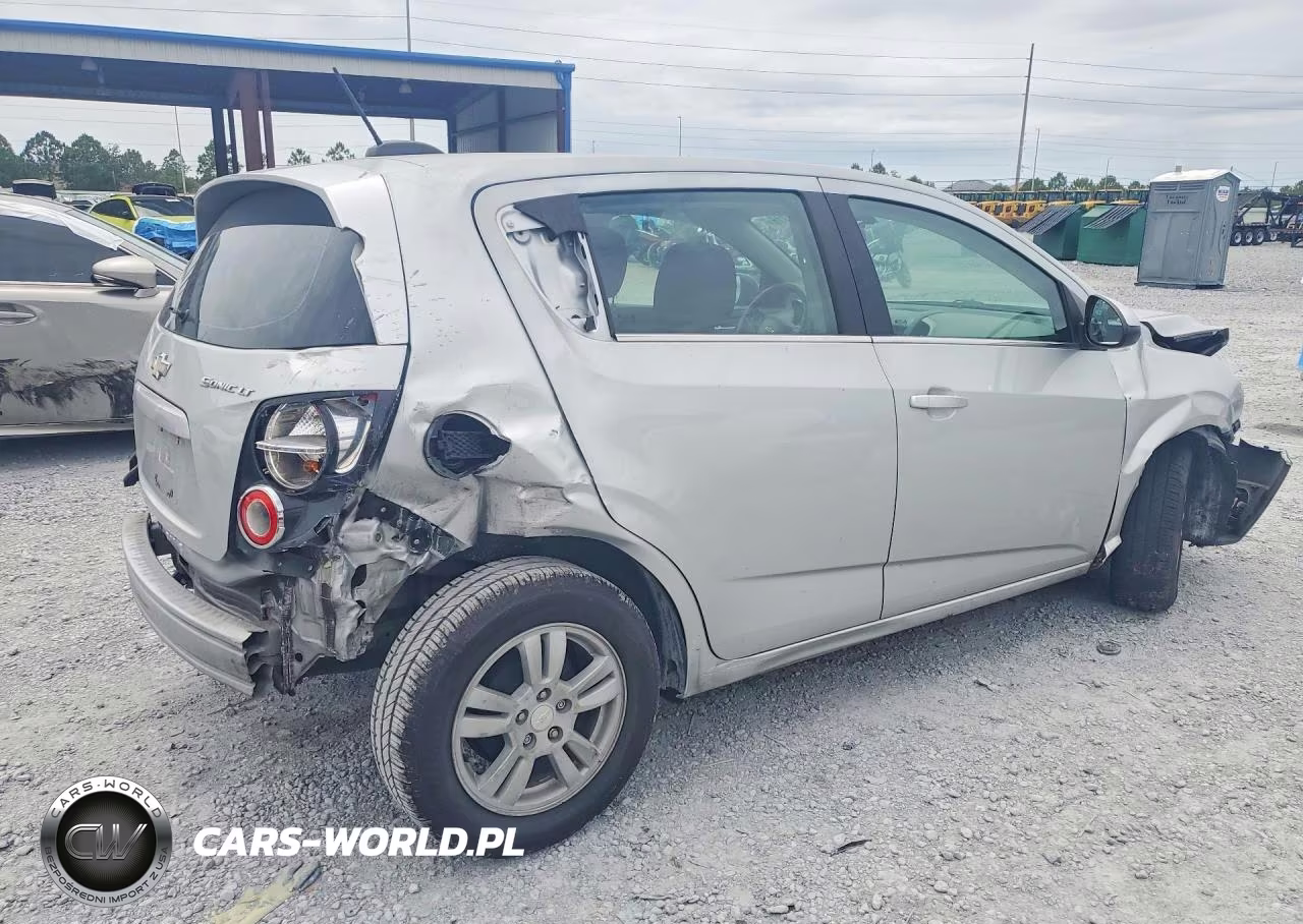 2016 Chevrolet Sonic Lt VIN:1G1JC6SH2G4154657 - 3