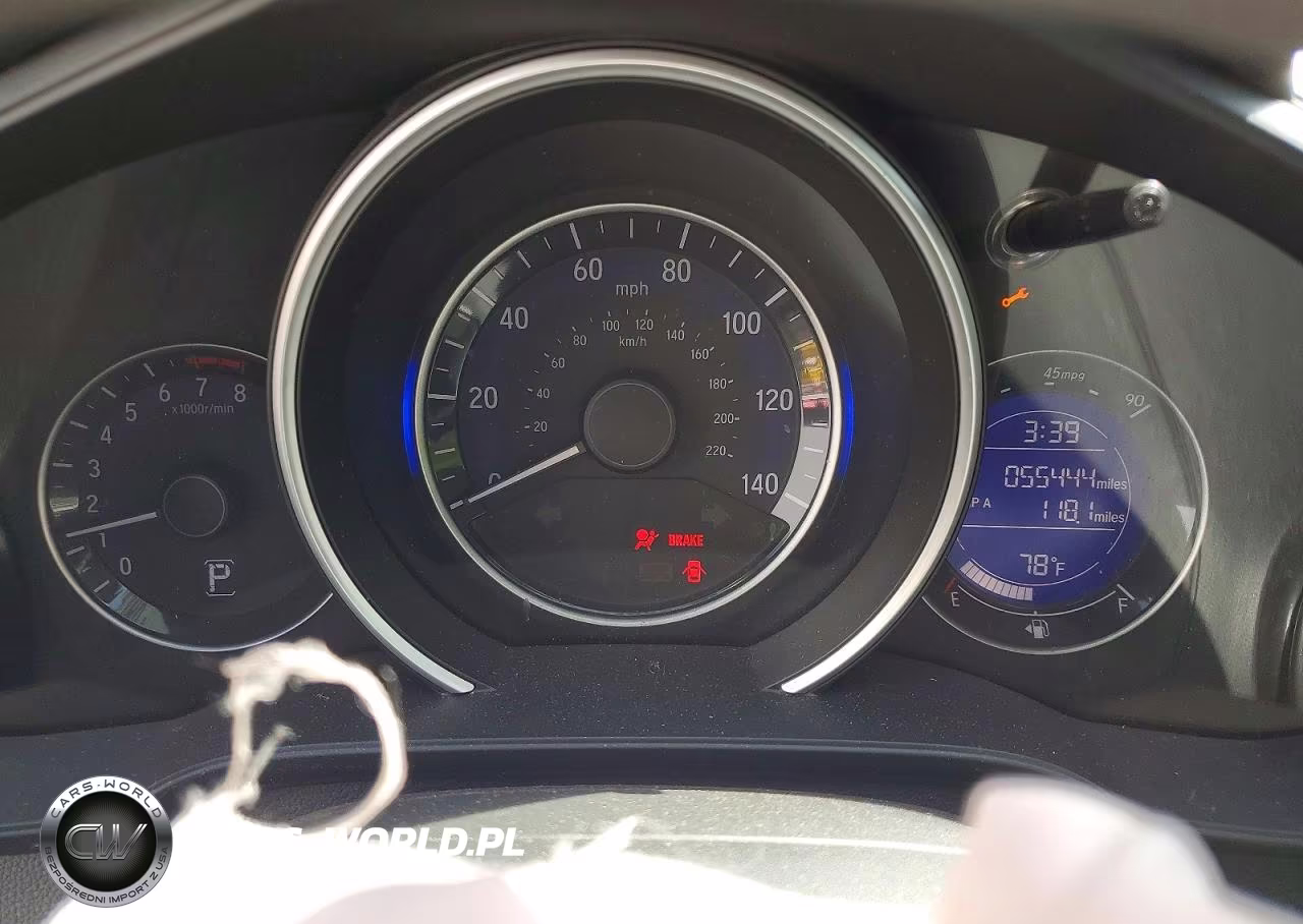 2015 Honda Fit Lx VIN:3HGGK5H57FM713149 - 9