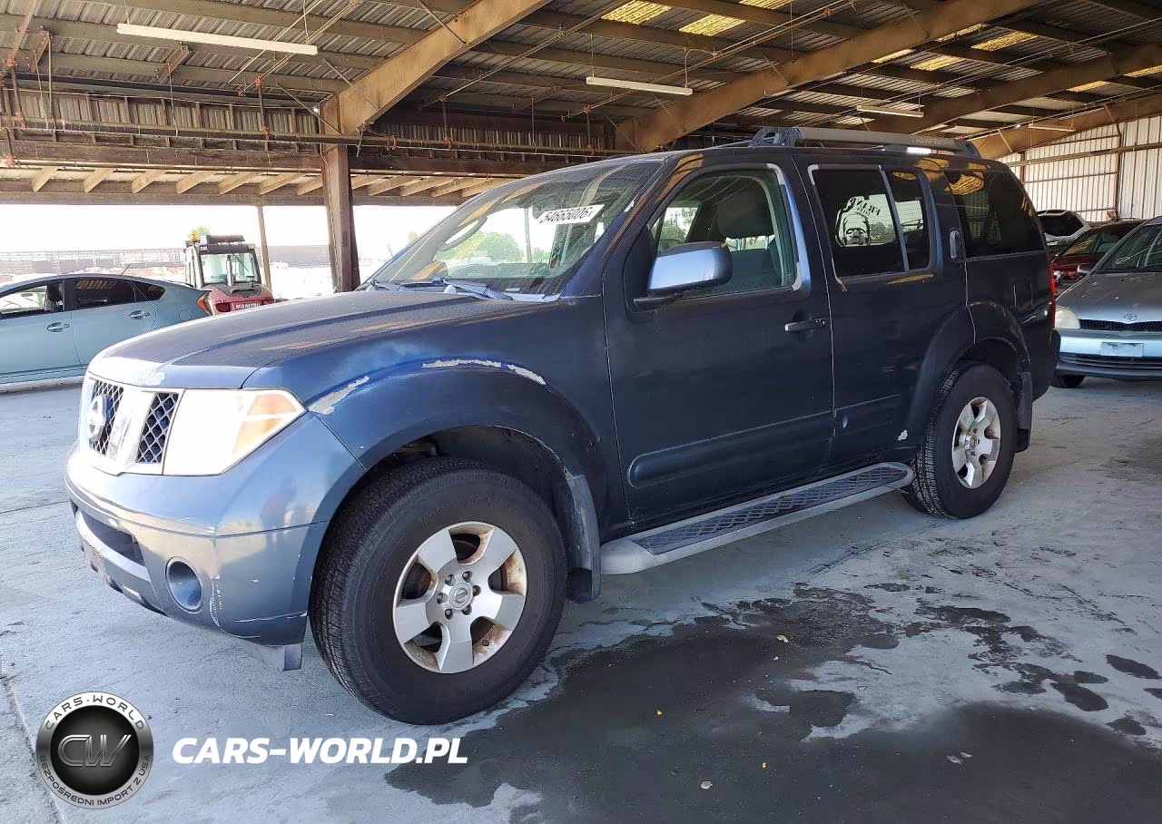 2005 Nissan Pathfinder Xe