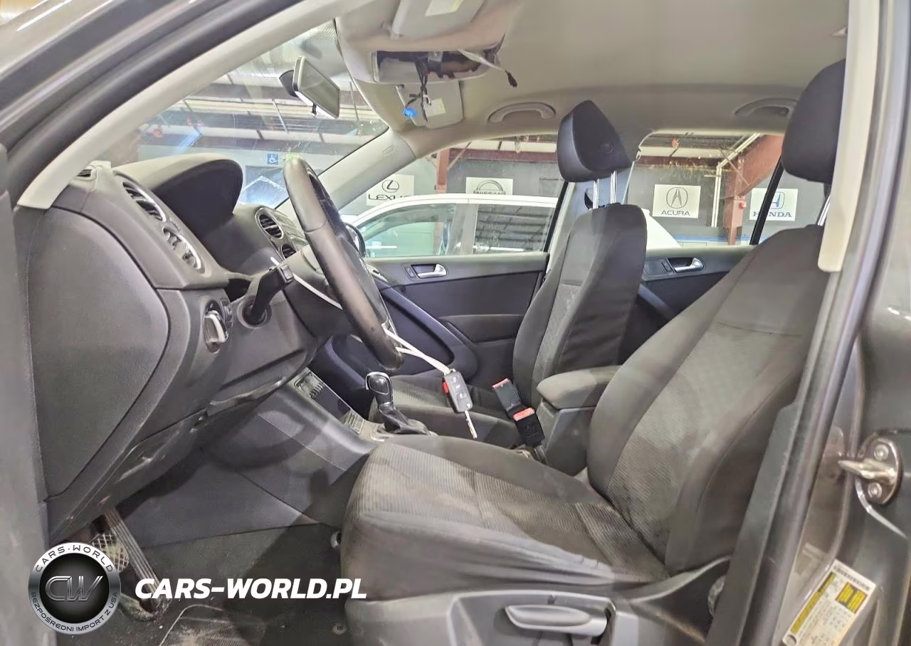 2013 Volkswagen Tiguan S VIN:WVGAV7AX9DW021096 - 7