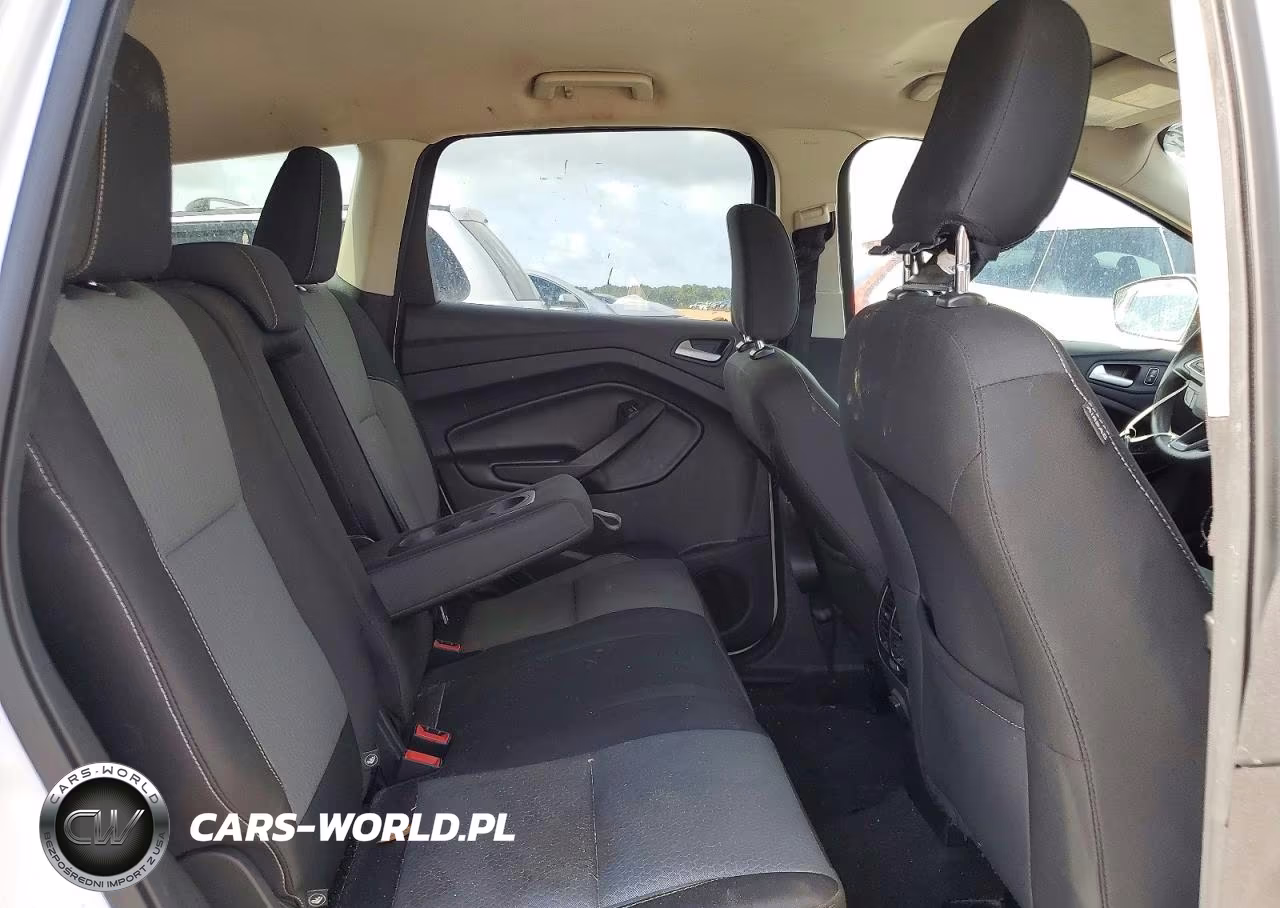 2019 Ford Escape Se VIN:1FMCU0GD3KUB82083 - 10