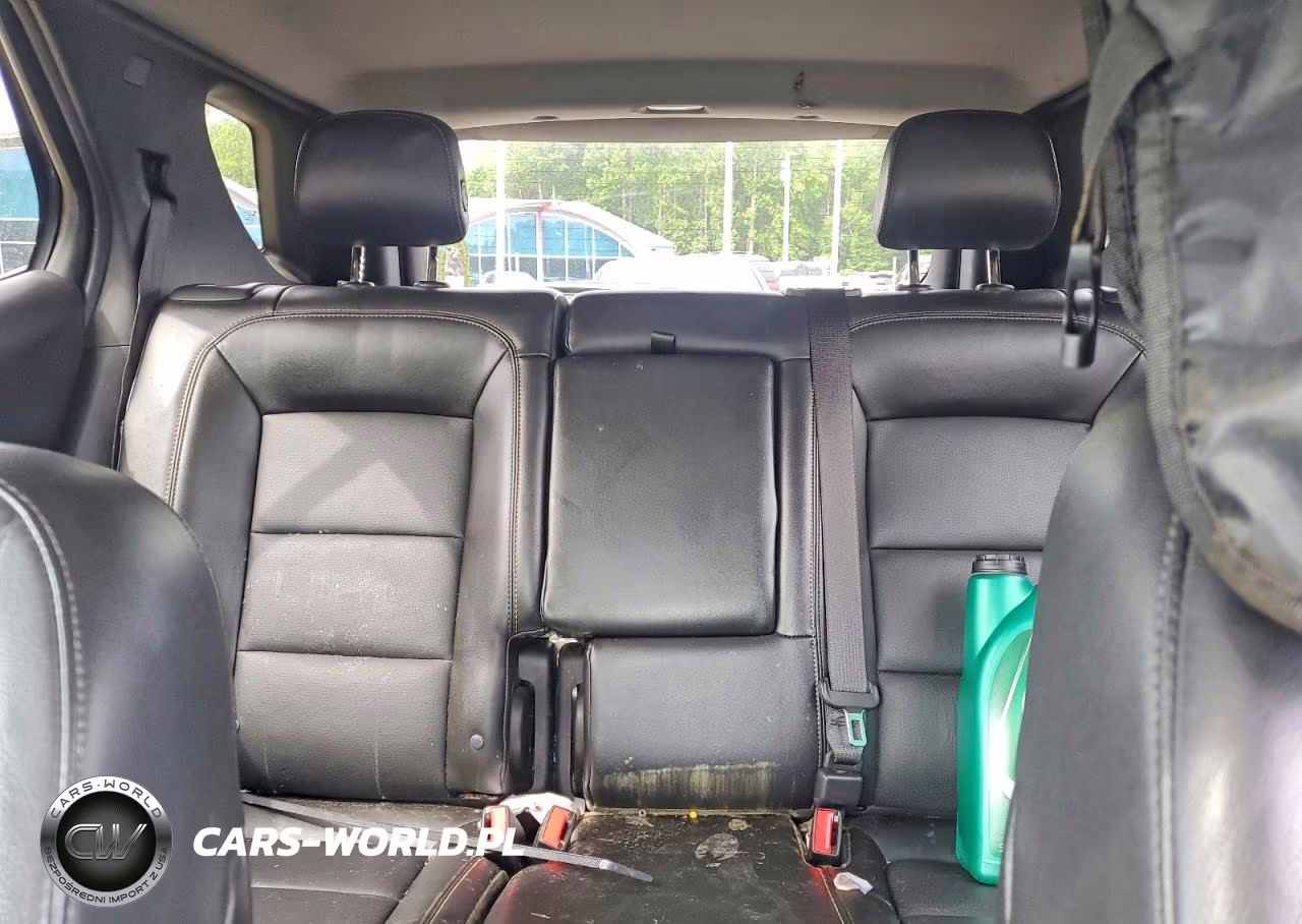 2018 Chevrolet Equinox Premier VIN:3GNAXPEU2JL170277 - 10