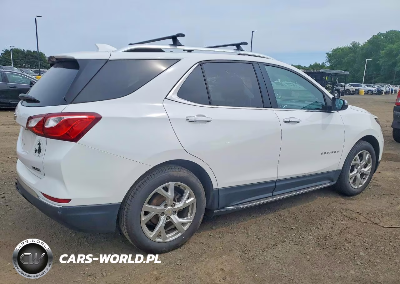 2018 Chevrolet Equinox Premier VIN:3GNAXPEU2JL170277 - 3
